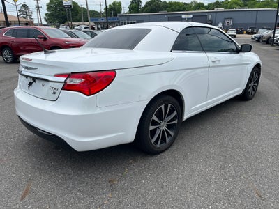 2013 Chrysler 200 S