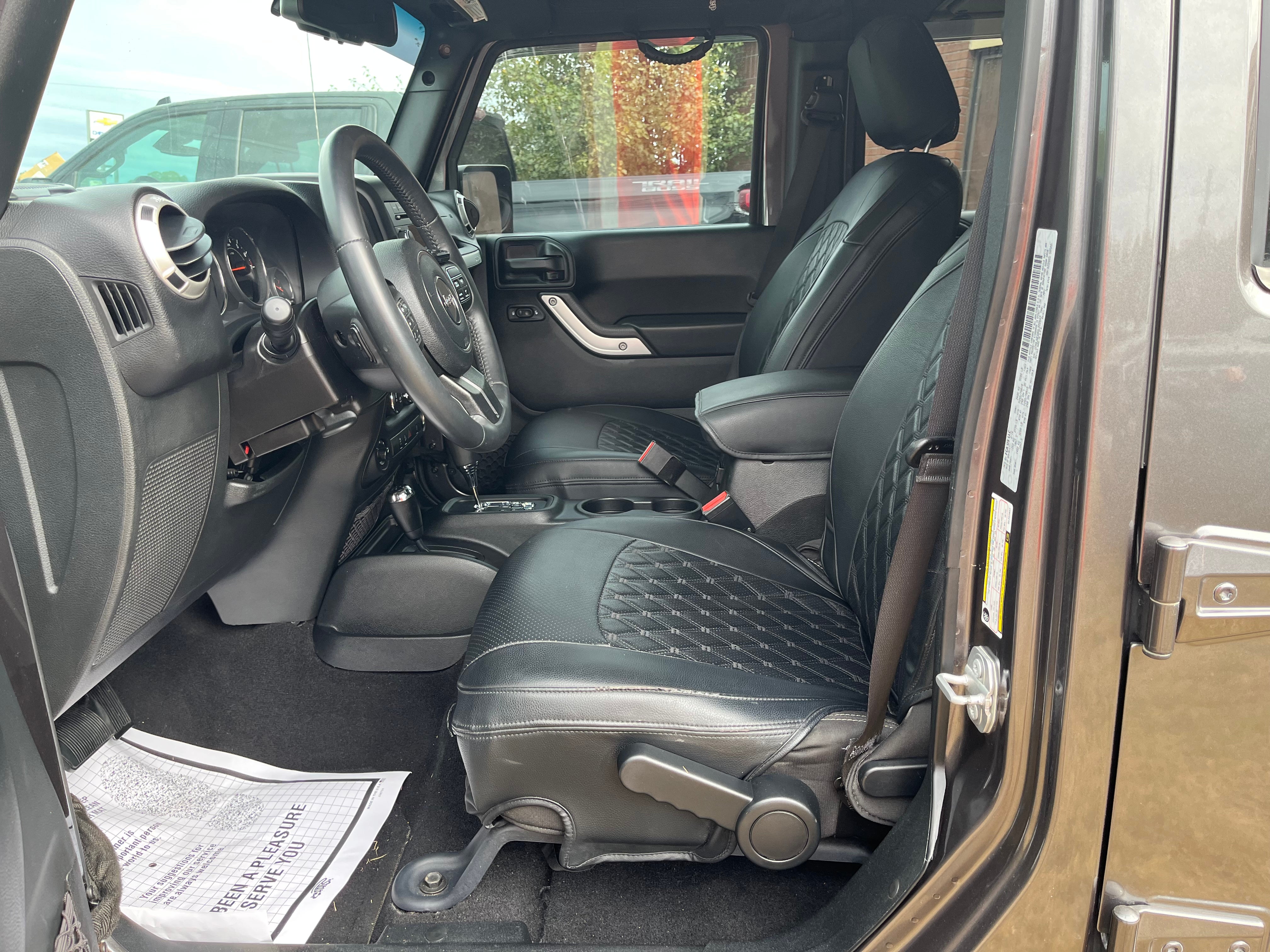2016 Jeep Wrangler Unlimited Sahara