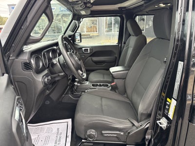 2022 Jeep Wrangler Base