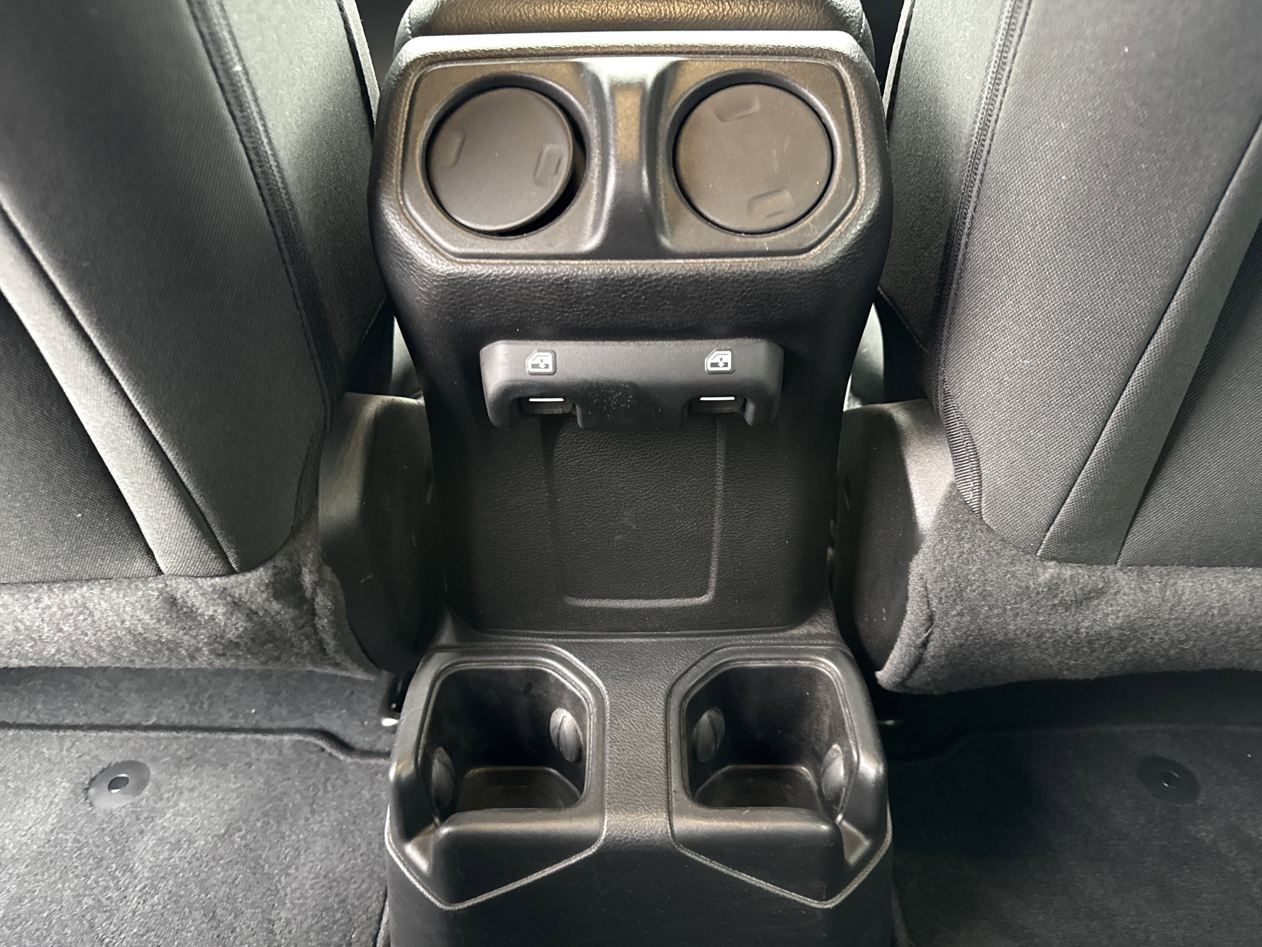 2022 Jeep Wrangler Base