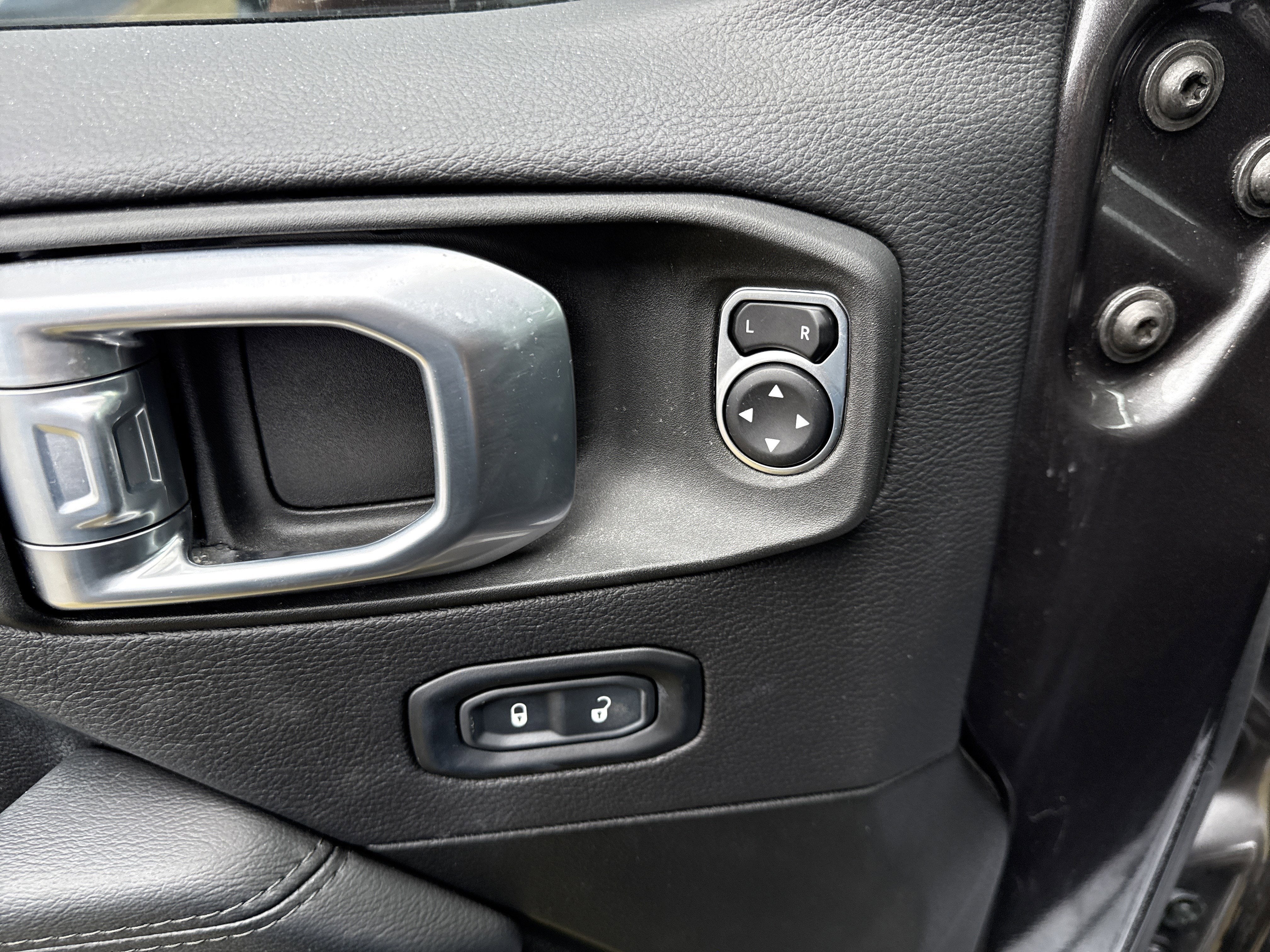 2022 Jeep Wrangler Base