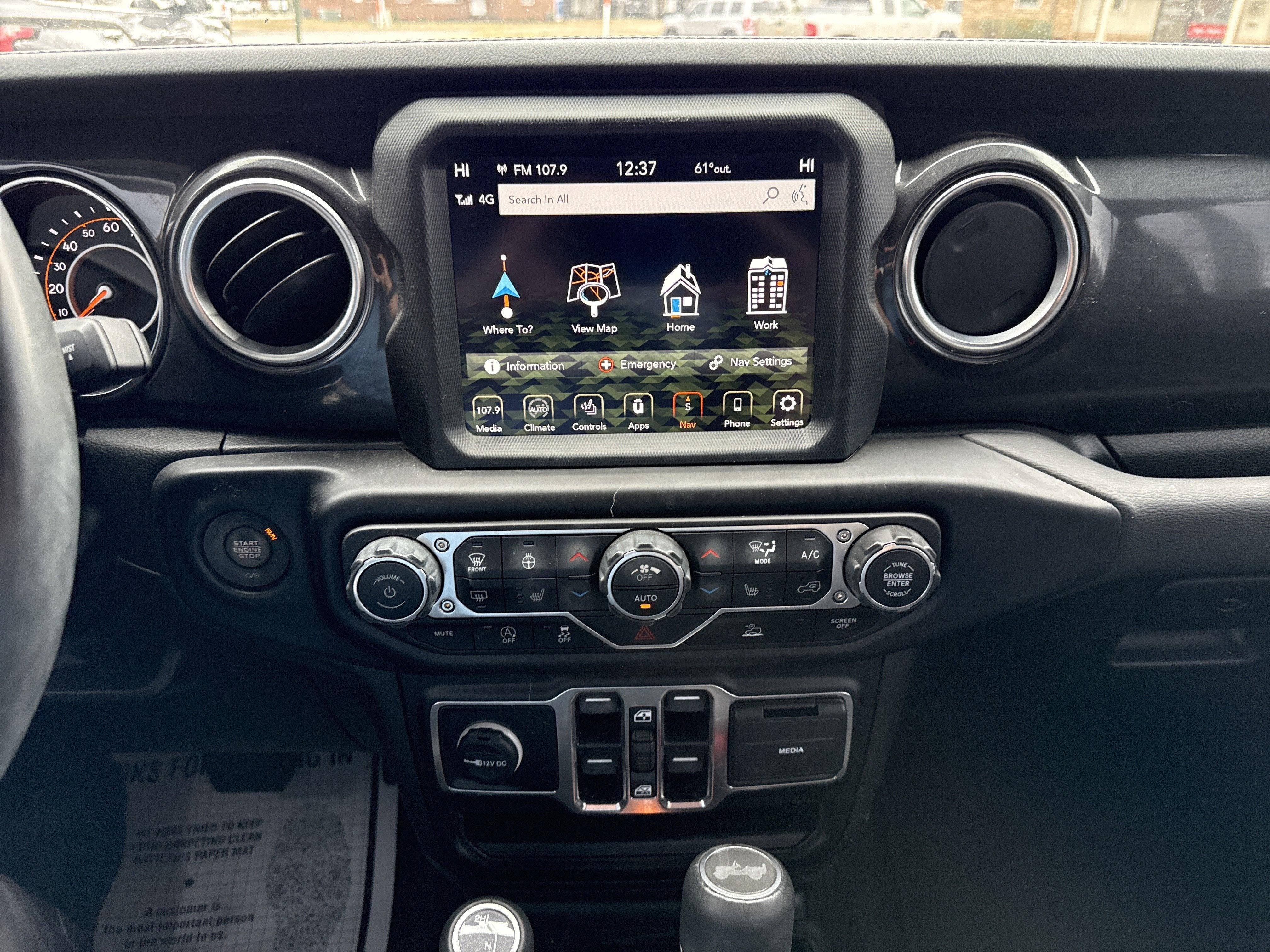 2022 Jeep Wrangler Base