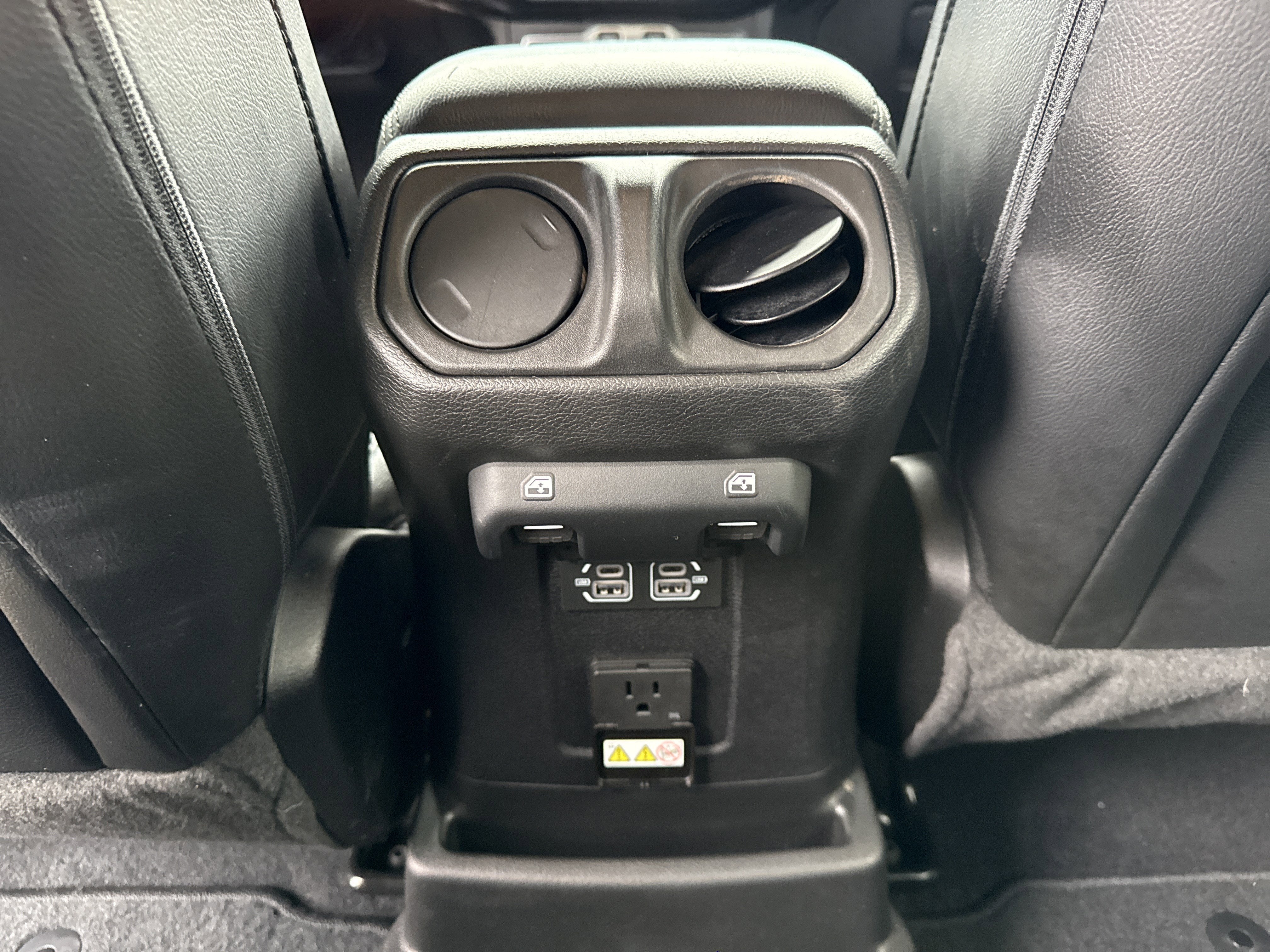 2022 Jeep Wrangler Base