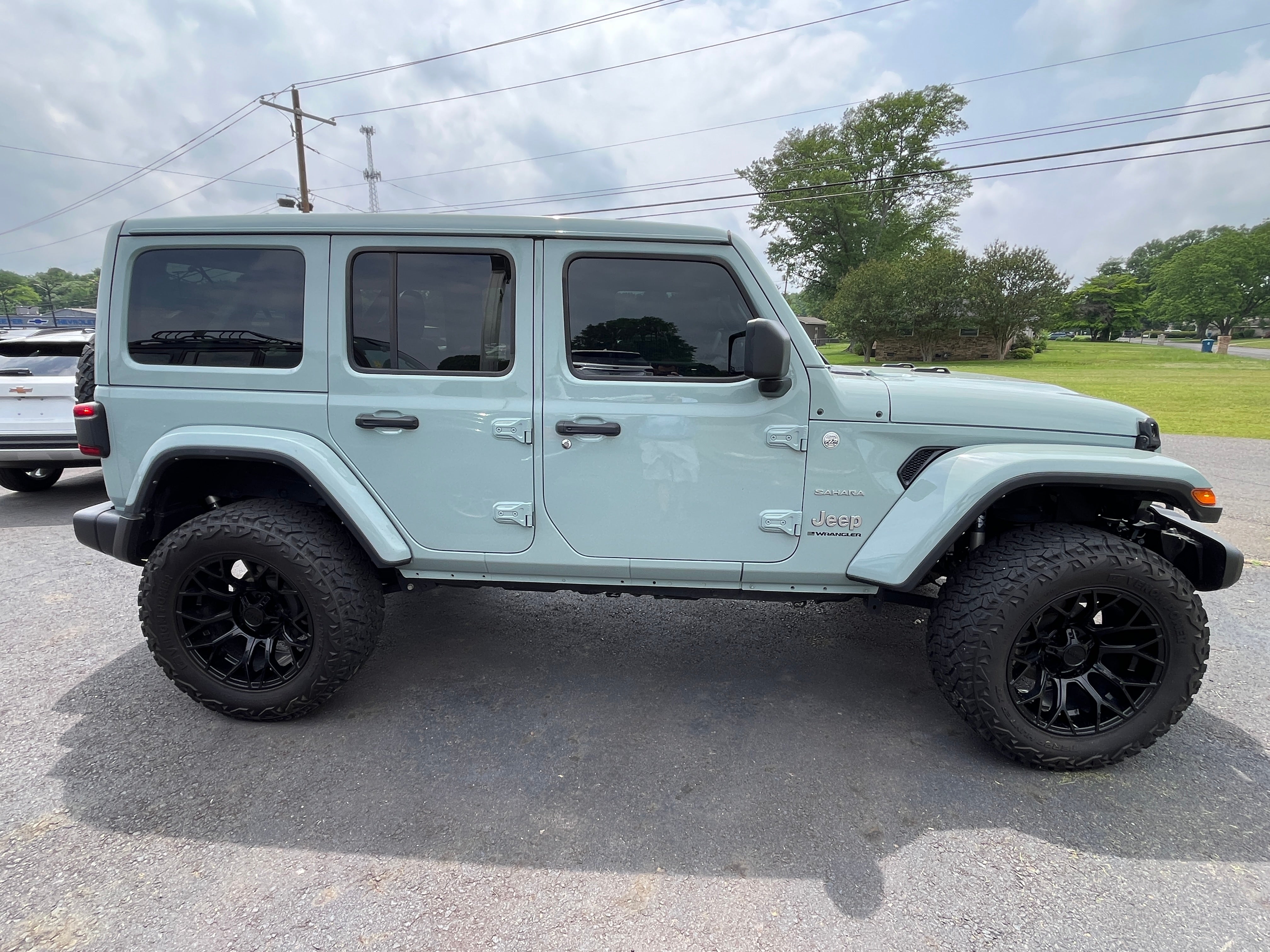 2024 Jeep Wrangler Sahara