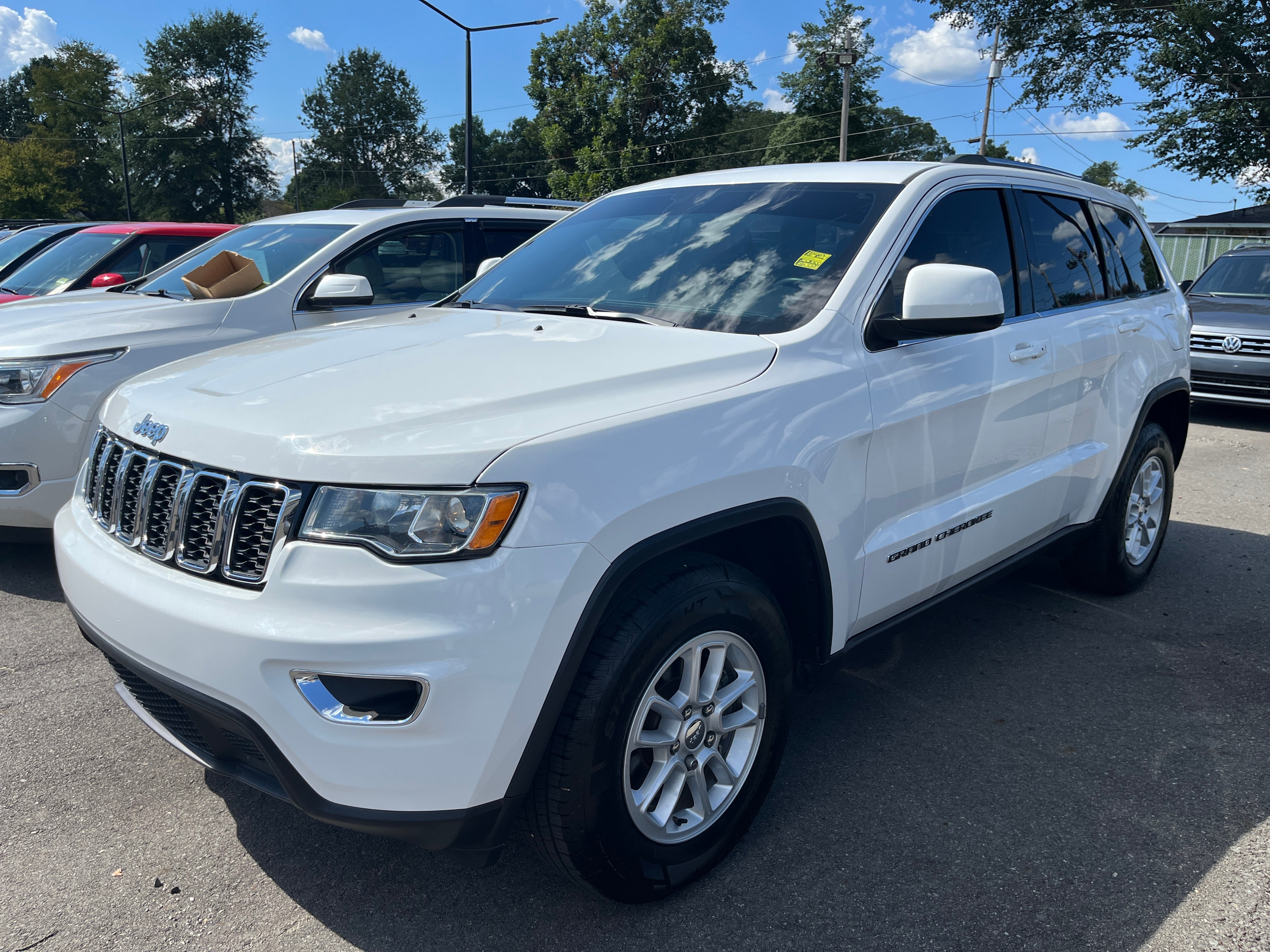2020 Jeep Grand Cherokee Laredo E
