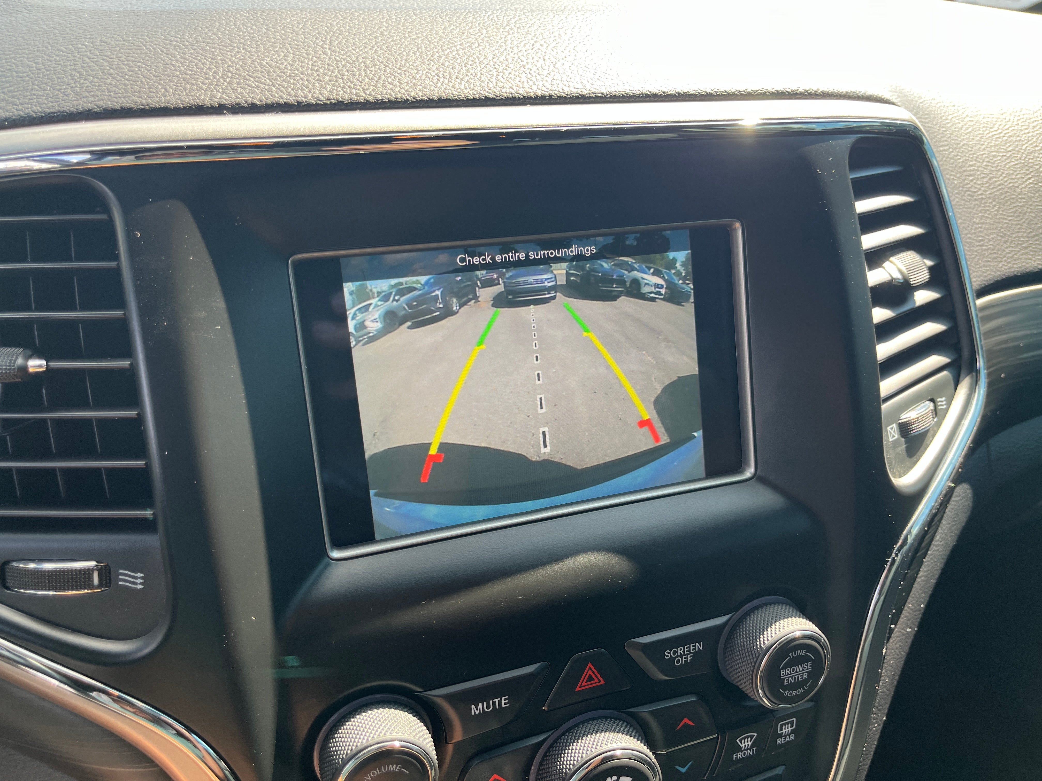 2020 Jeep Grand Cherokee Laredo E