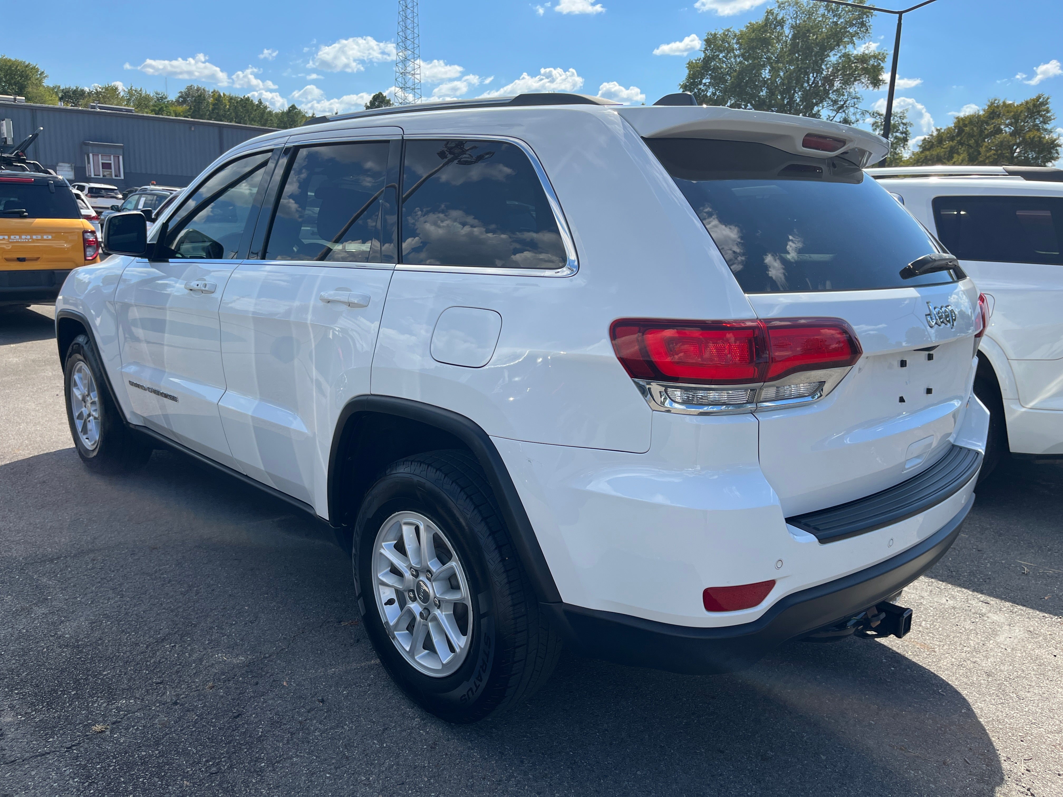 2020 Jeep Grand Cherokee Laredo E
