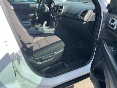 2020 Jeep Grand Cherokee Laredo E