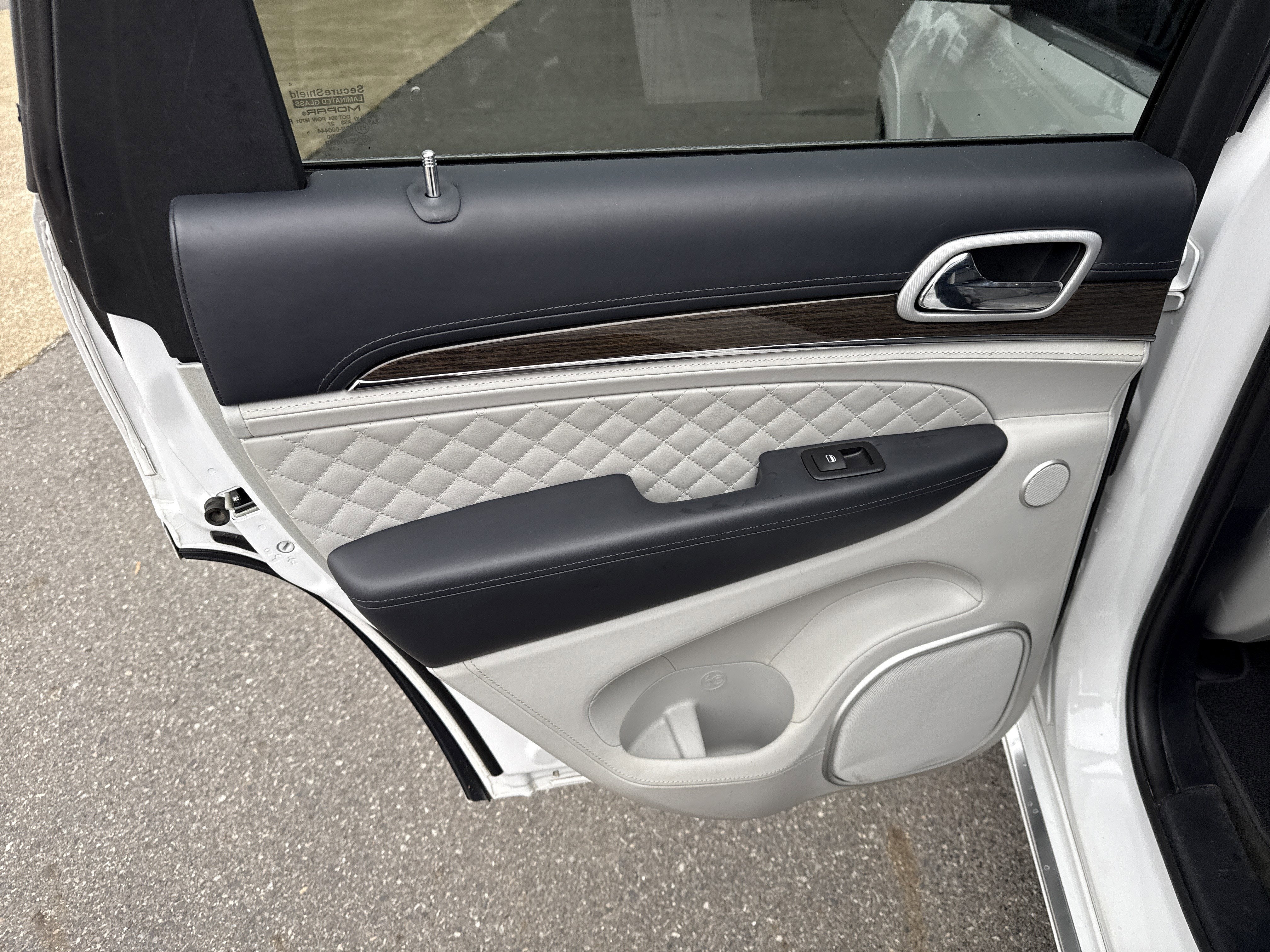 2018 Jeep Grand Cherokee Summit