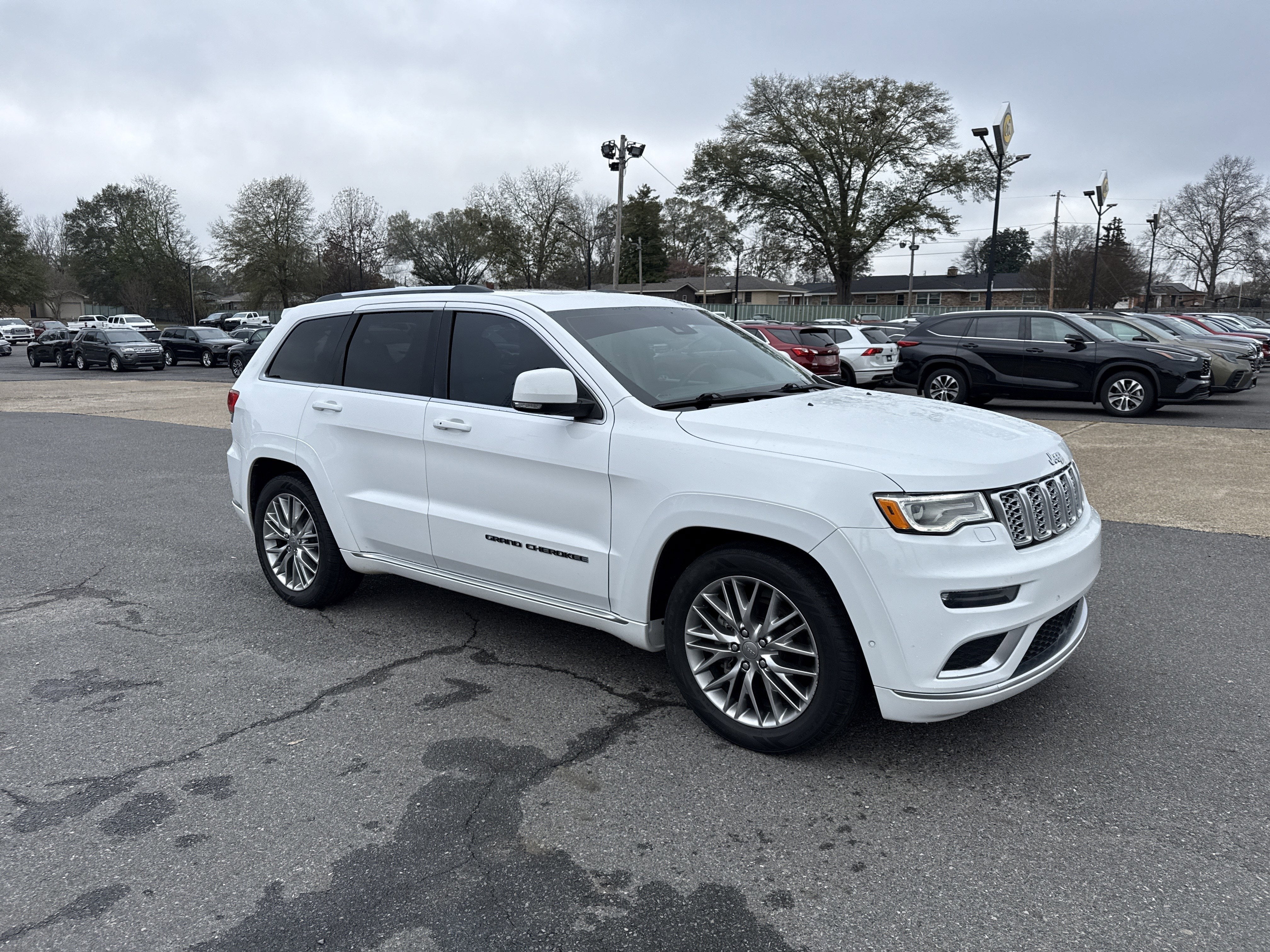 2018 Jeep Grand Cherokee Summit