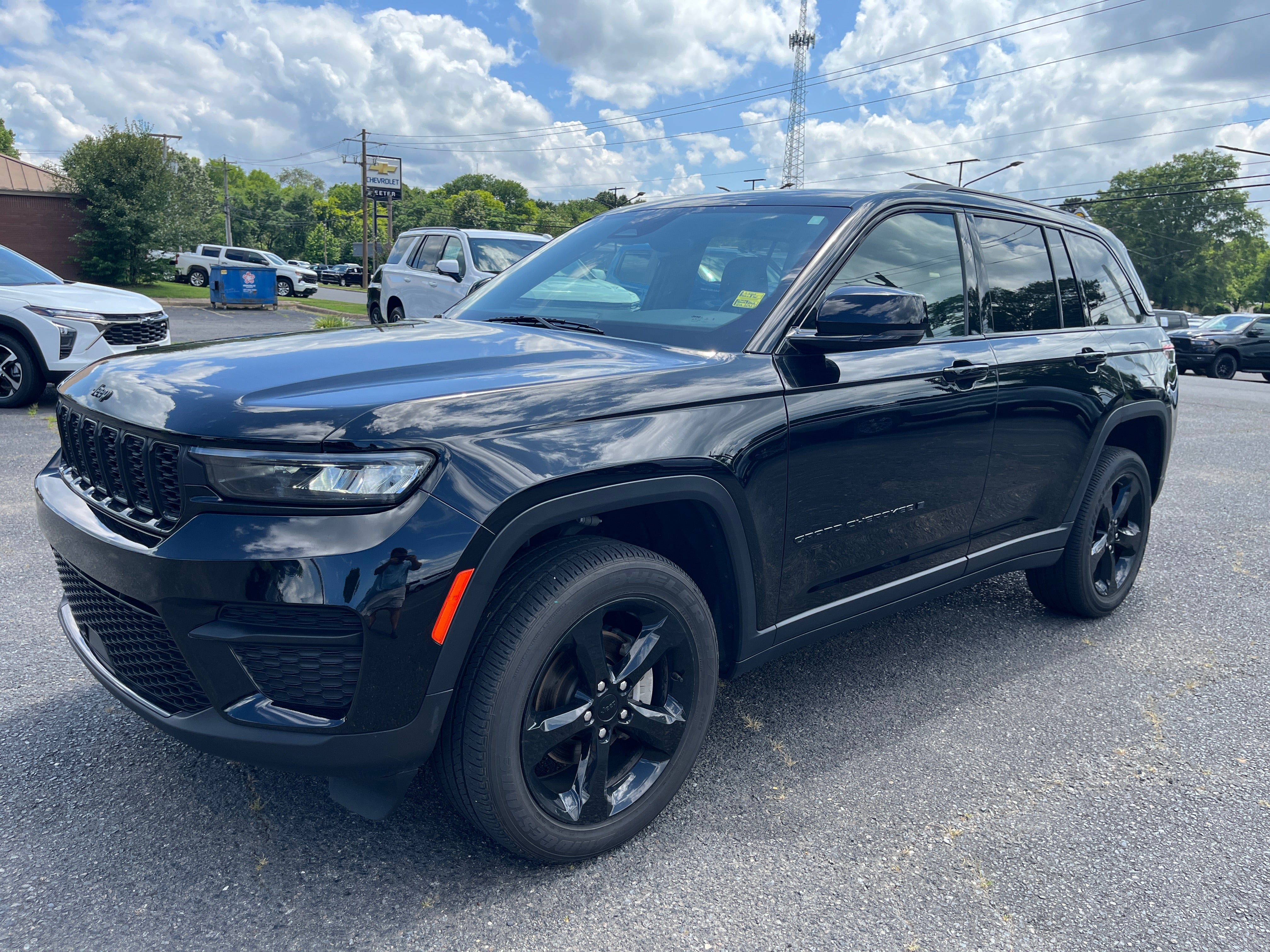 2023 Jeep Grand Cherokee Altitude