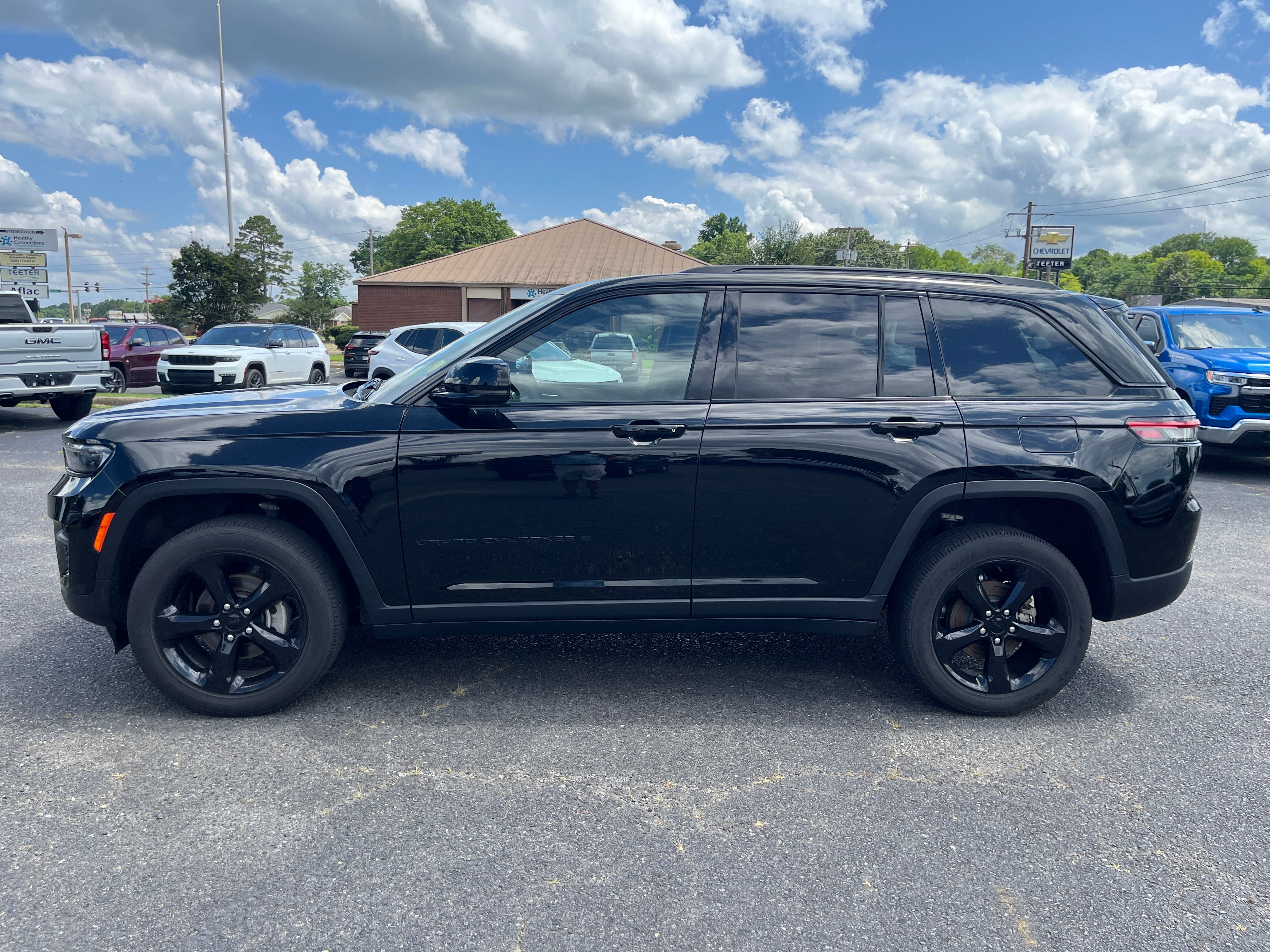 2023 Jeep Grand Cherokee Altitude
