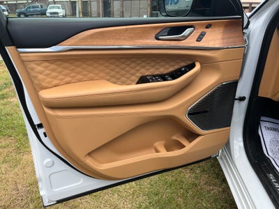 2023 Jeep Grand Cherokee L Summit Reserve