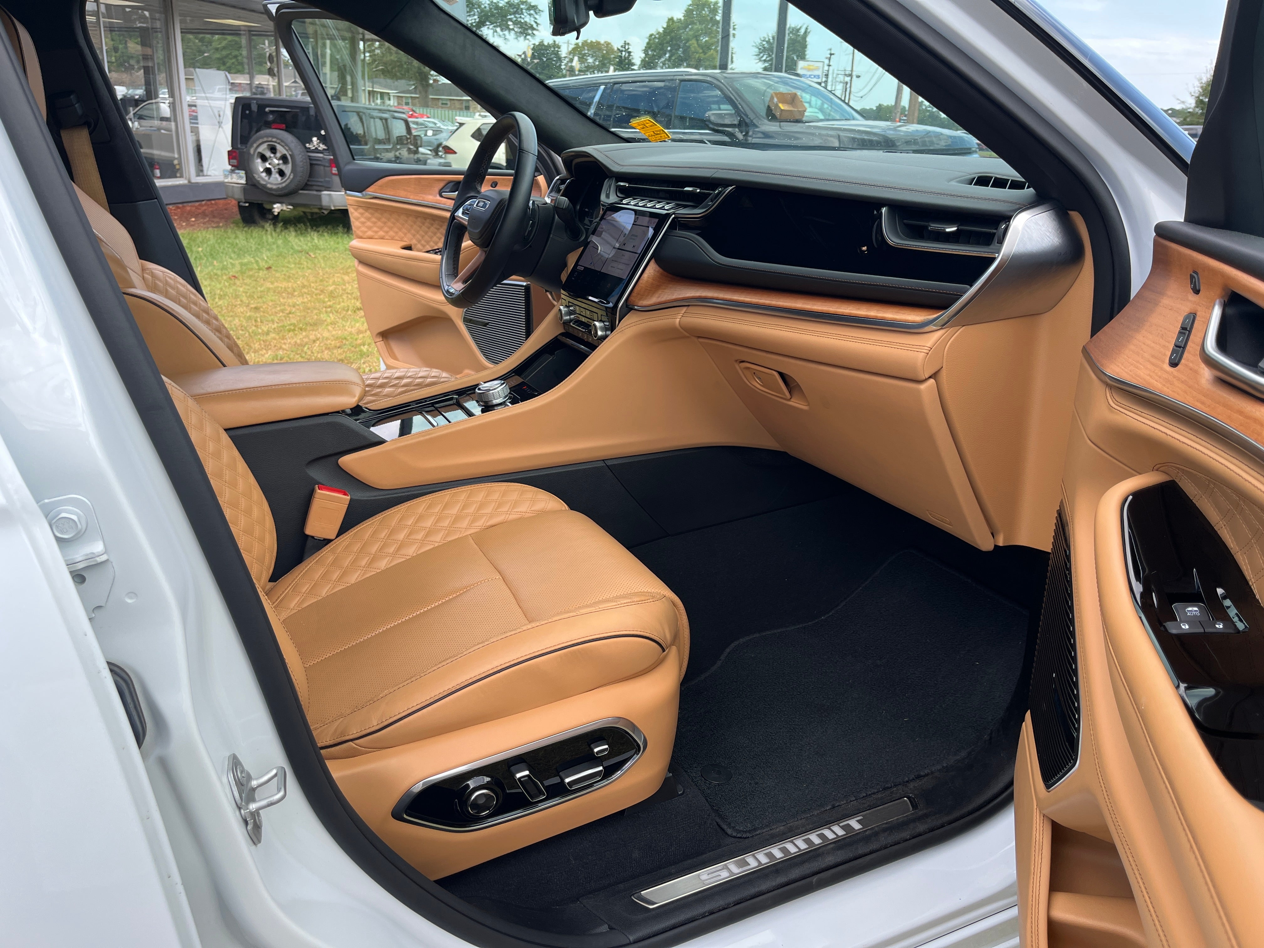 2023 Jeep Grand Cherokee L Summit Reserve