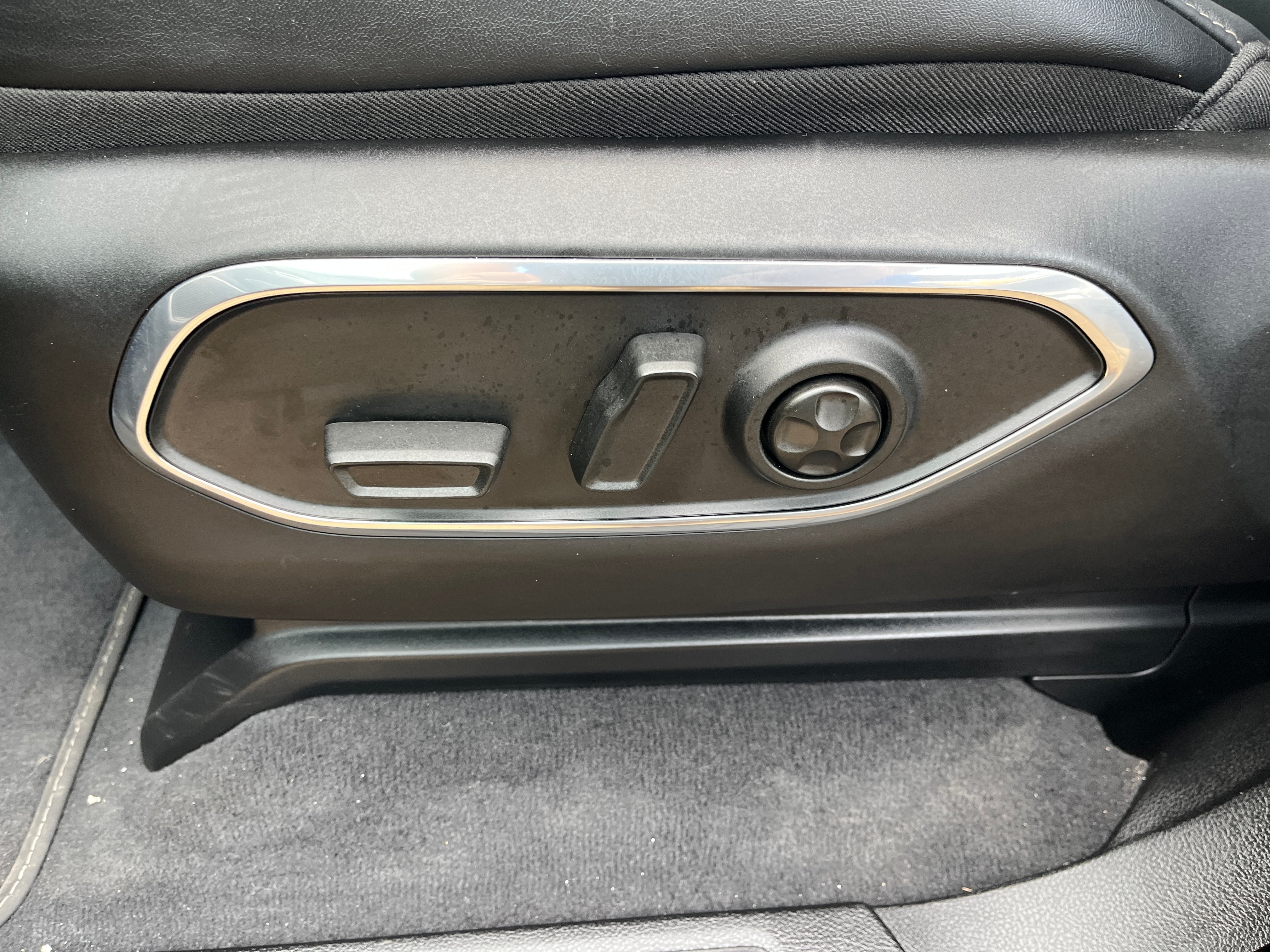 2023 Jeep Wagoneer Series II