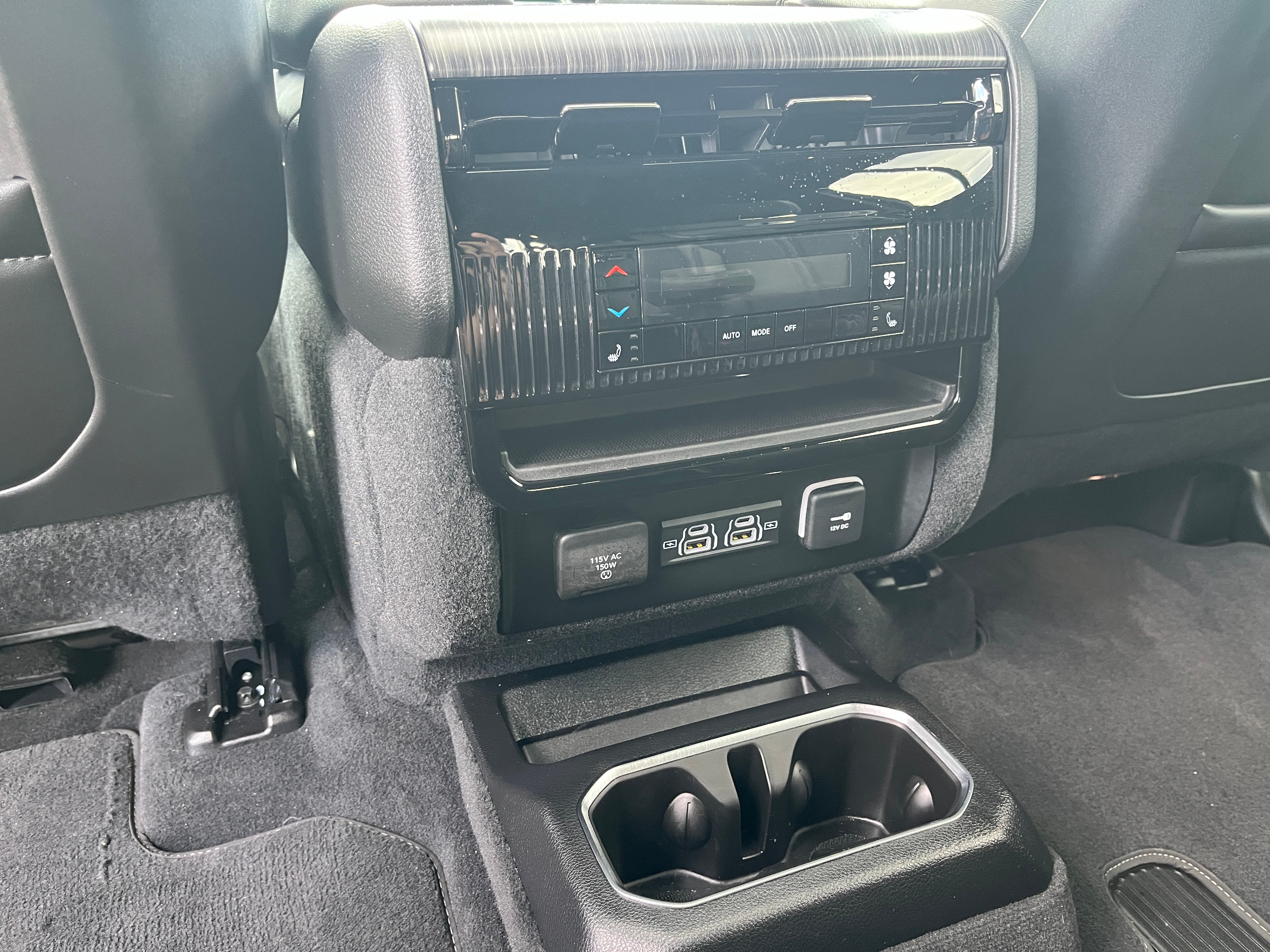 2023 Jeep Wagoneer Series II