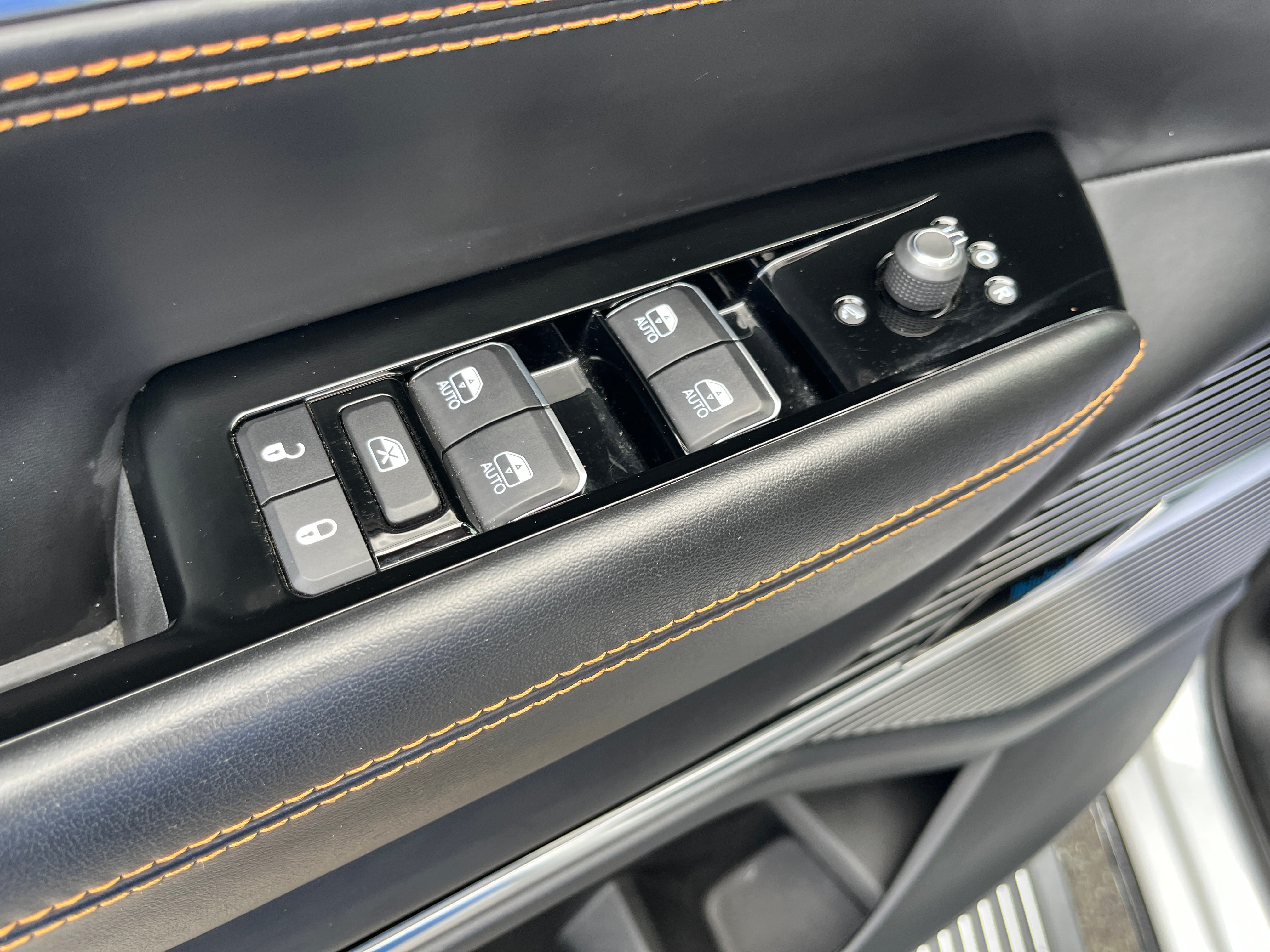 2023 Jeep Grand Wagoneer Series III Obsidian