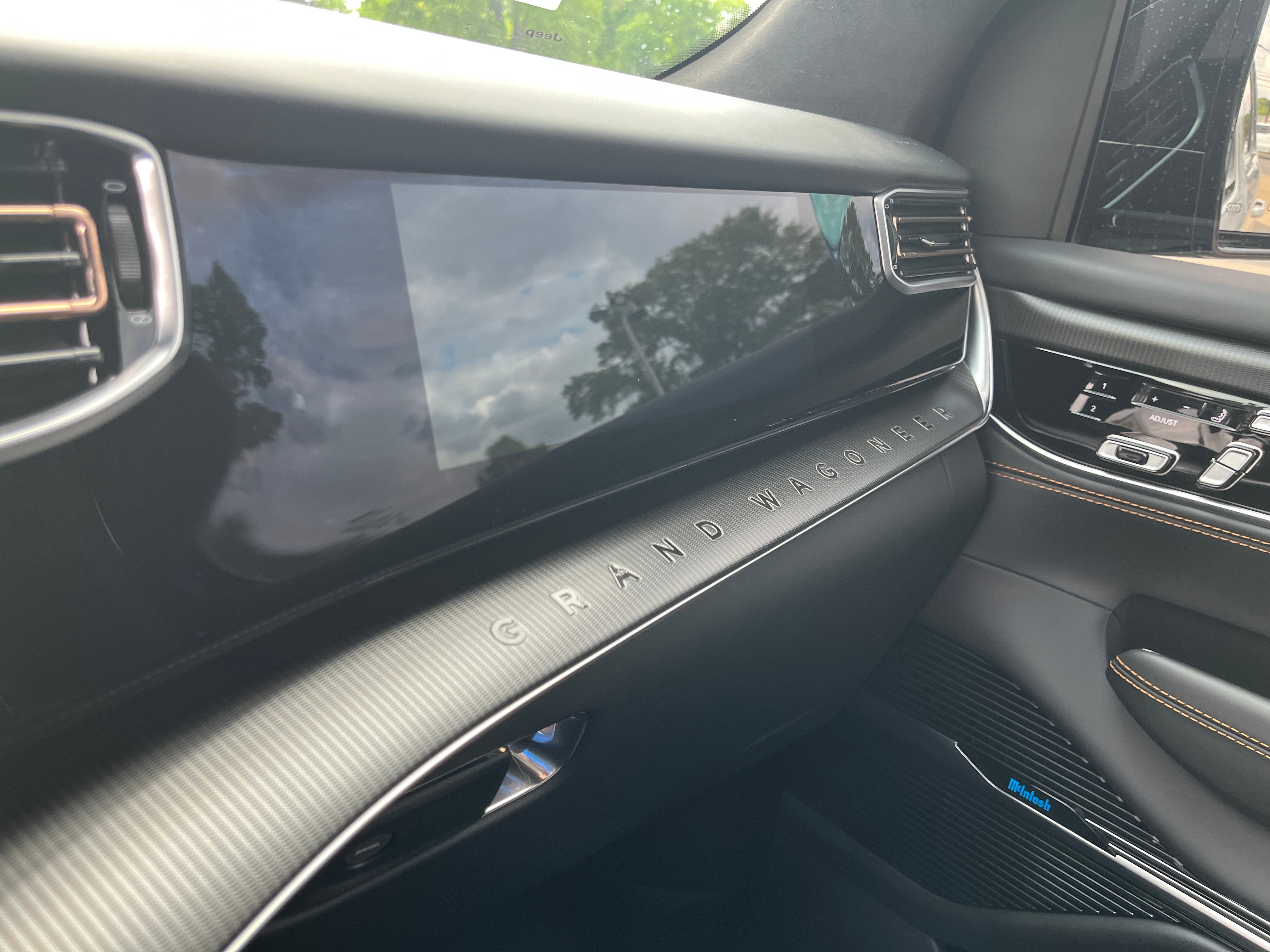 2023 Jeep Grand Wagoneer Series III Obsidian