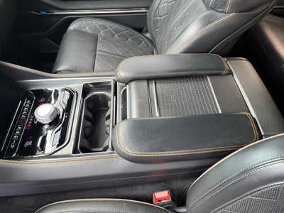 2023 Jeep Grand Wagoneer Series III Obsidian
