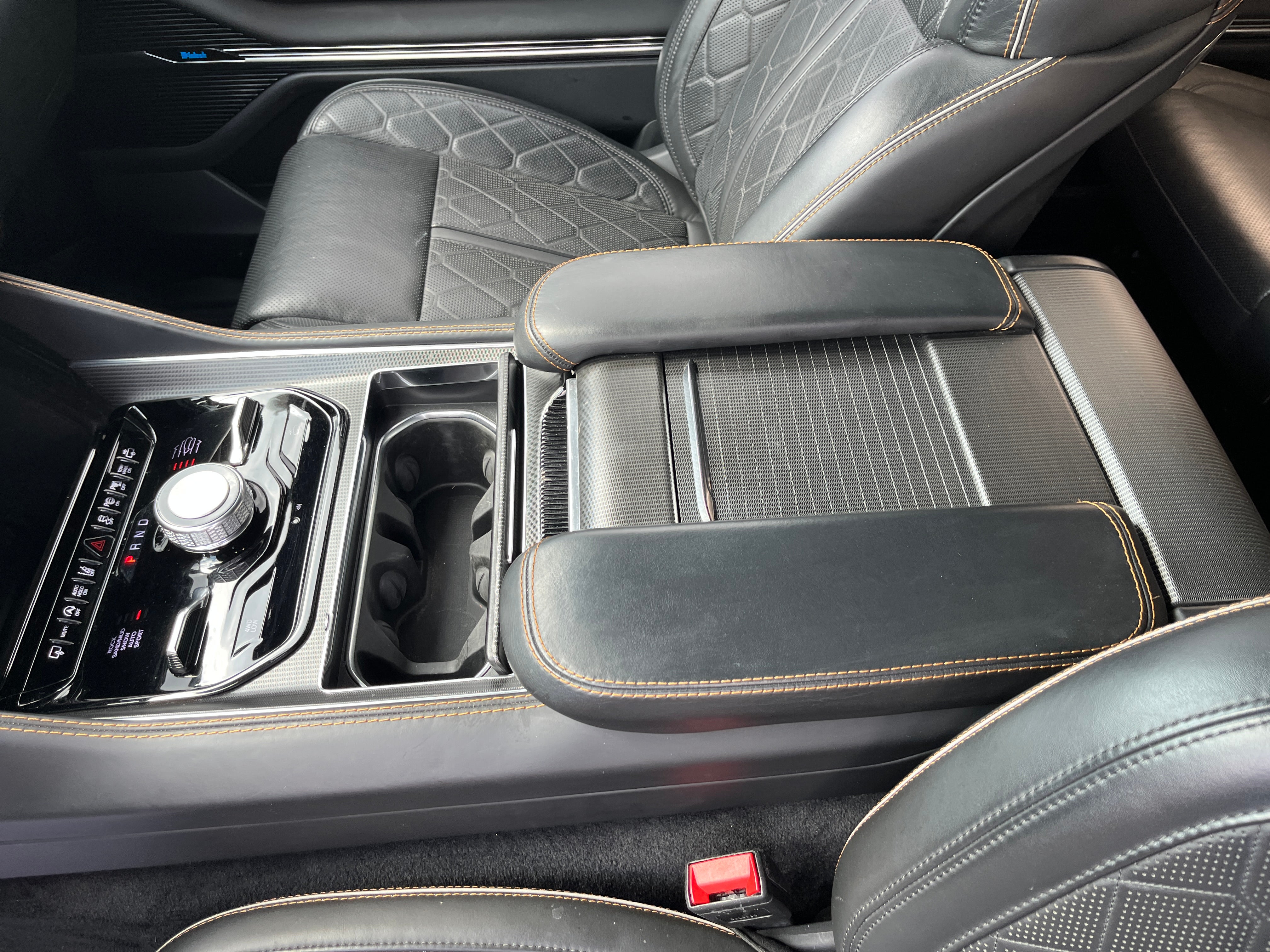 2023 Jeep Grand Wagoneer Series III Obsidian