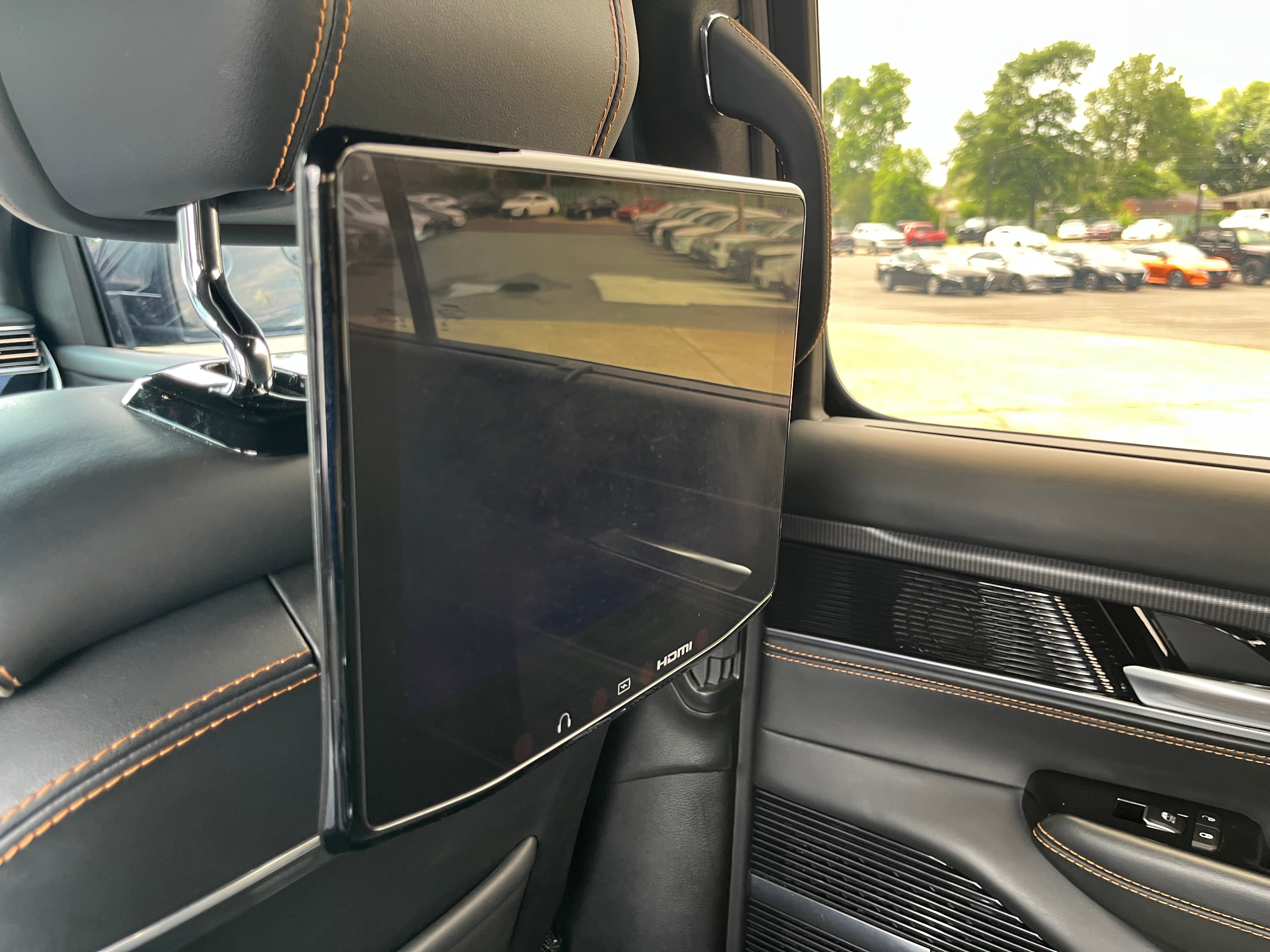 2023 Jeep Grand Wagoneer Series III Obsidian