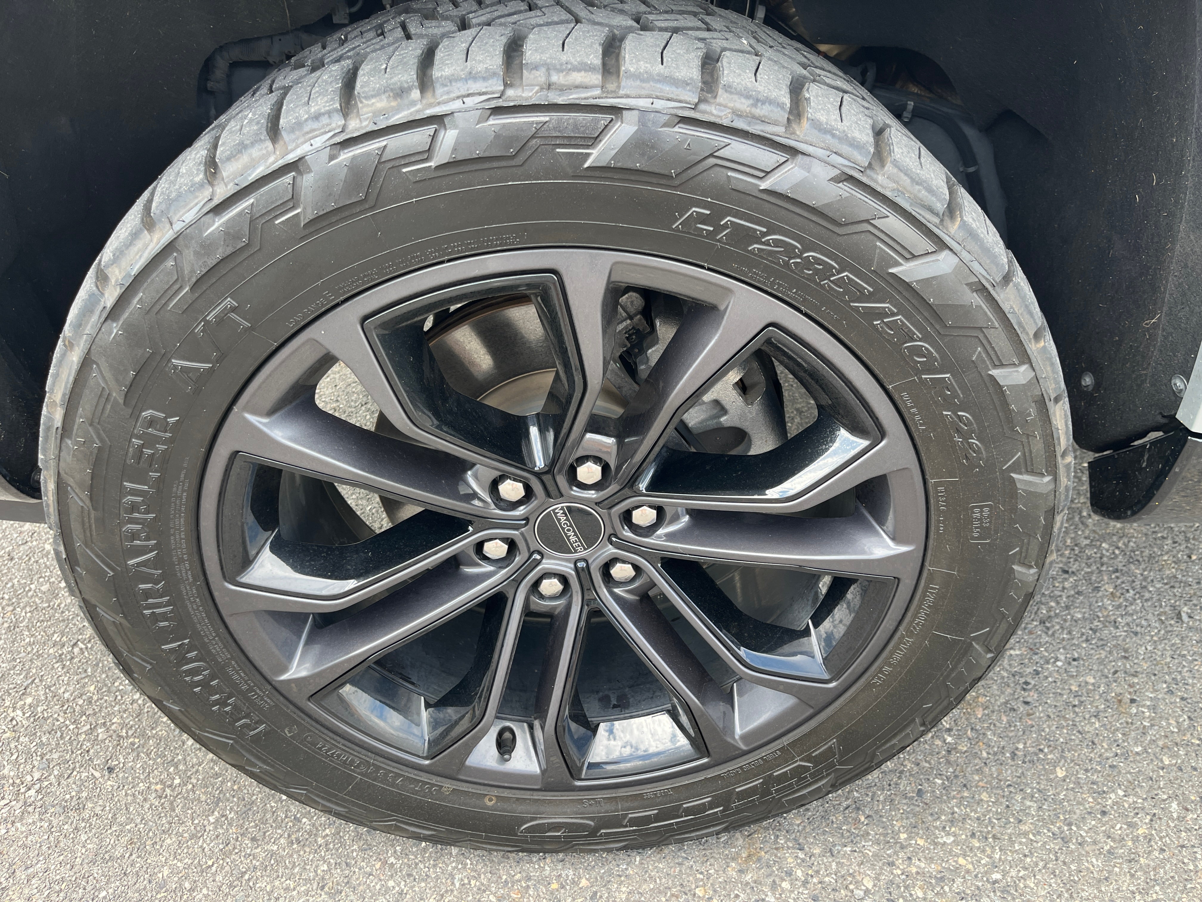 2023 Jeep Grand Wagoneer Series III Obsidian
