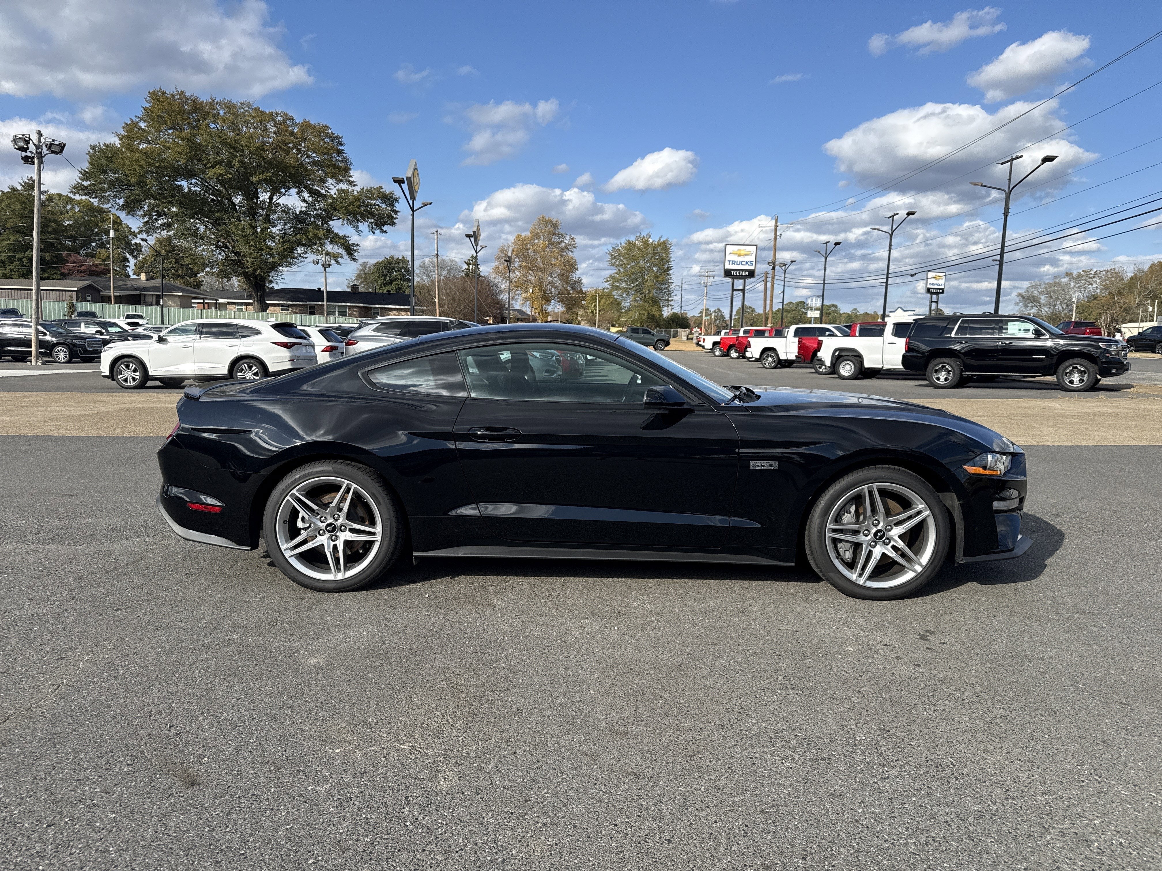 2021 Ford Mustang EcoBoost