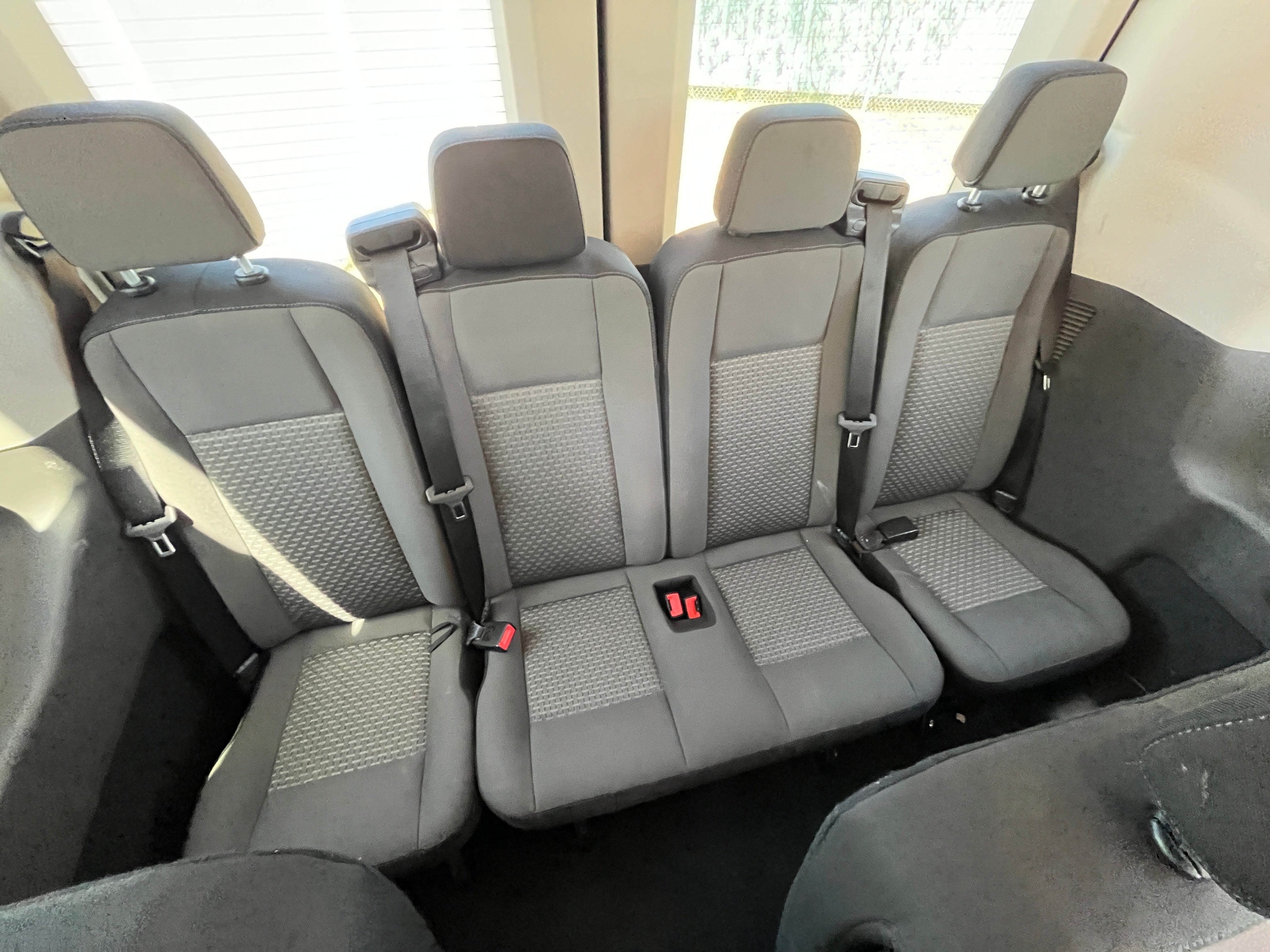 2025 Ford Transit Passenger Wagon XL