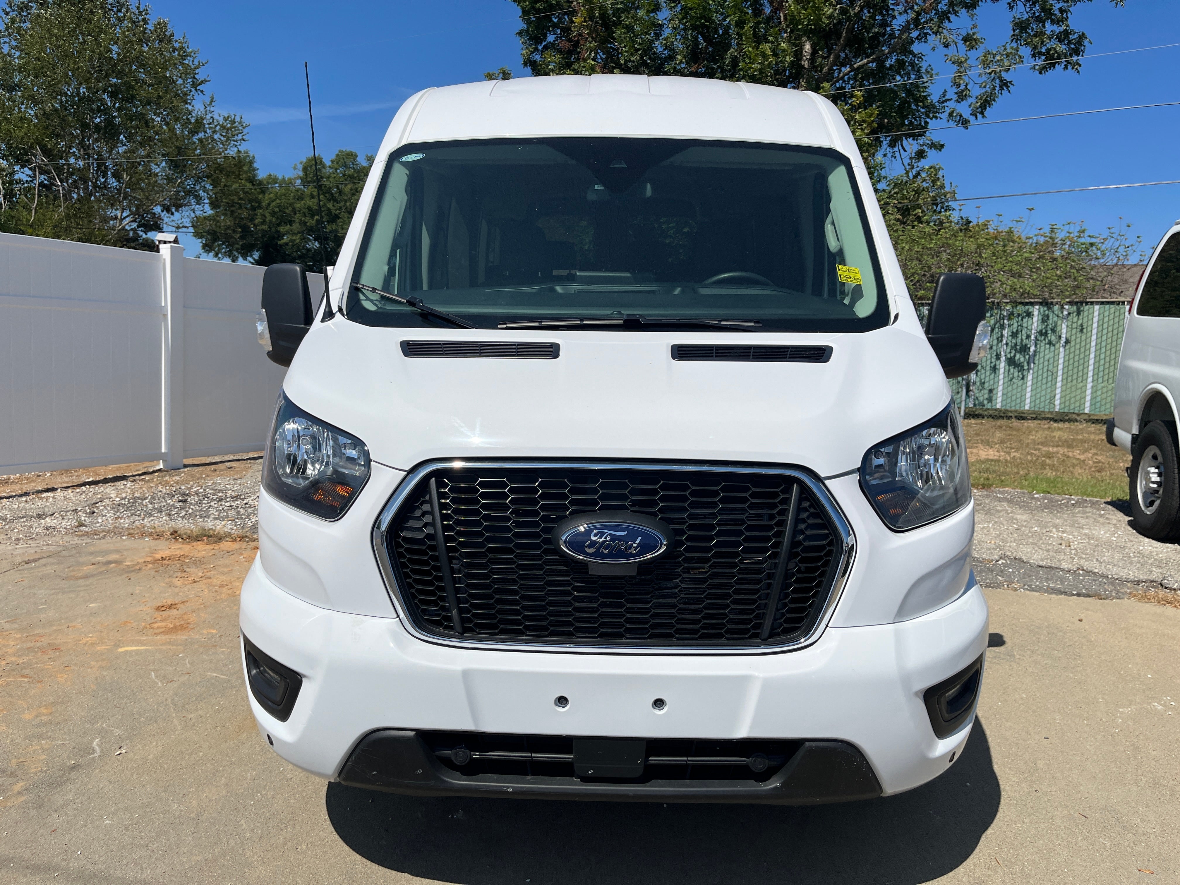 2025 Ford Transit Passenger Wagon XL