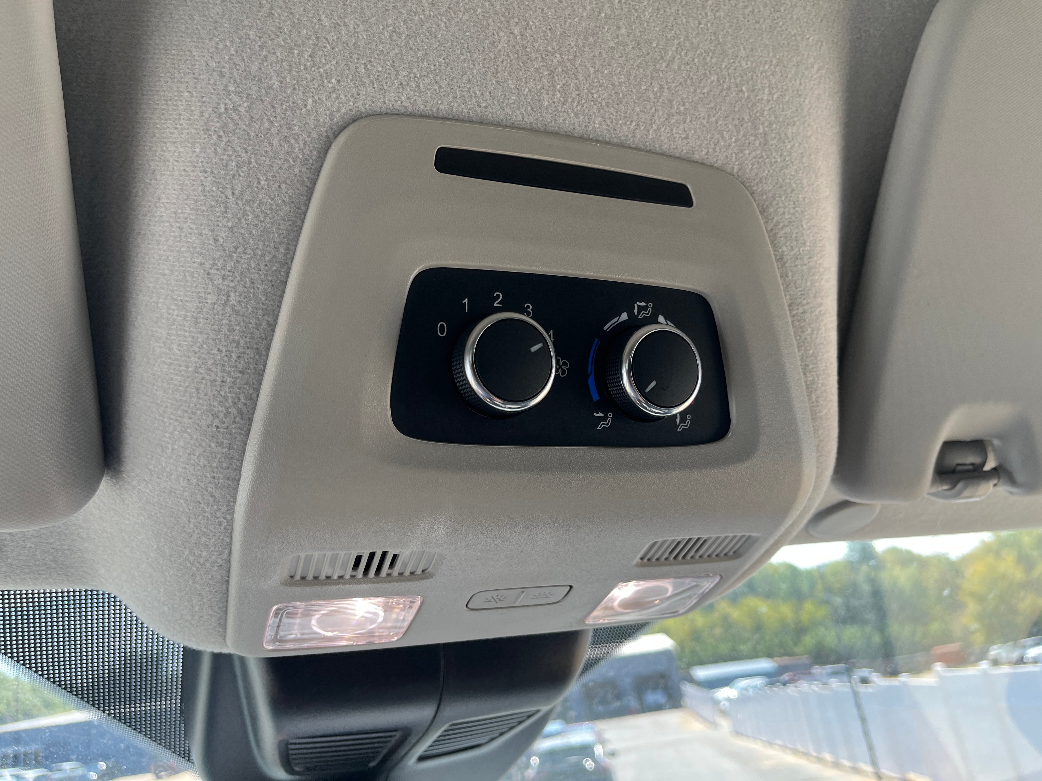 2025 Ford Transit Passenger Wagon XL