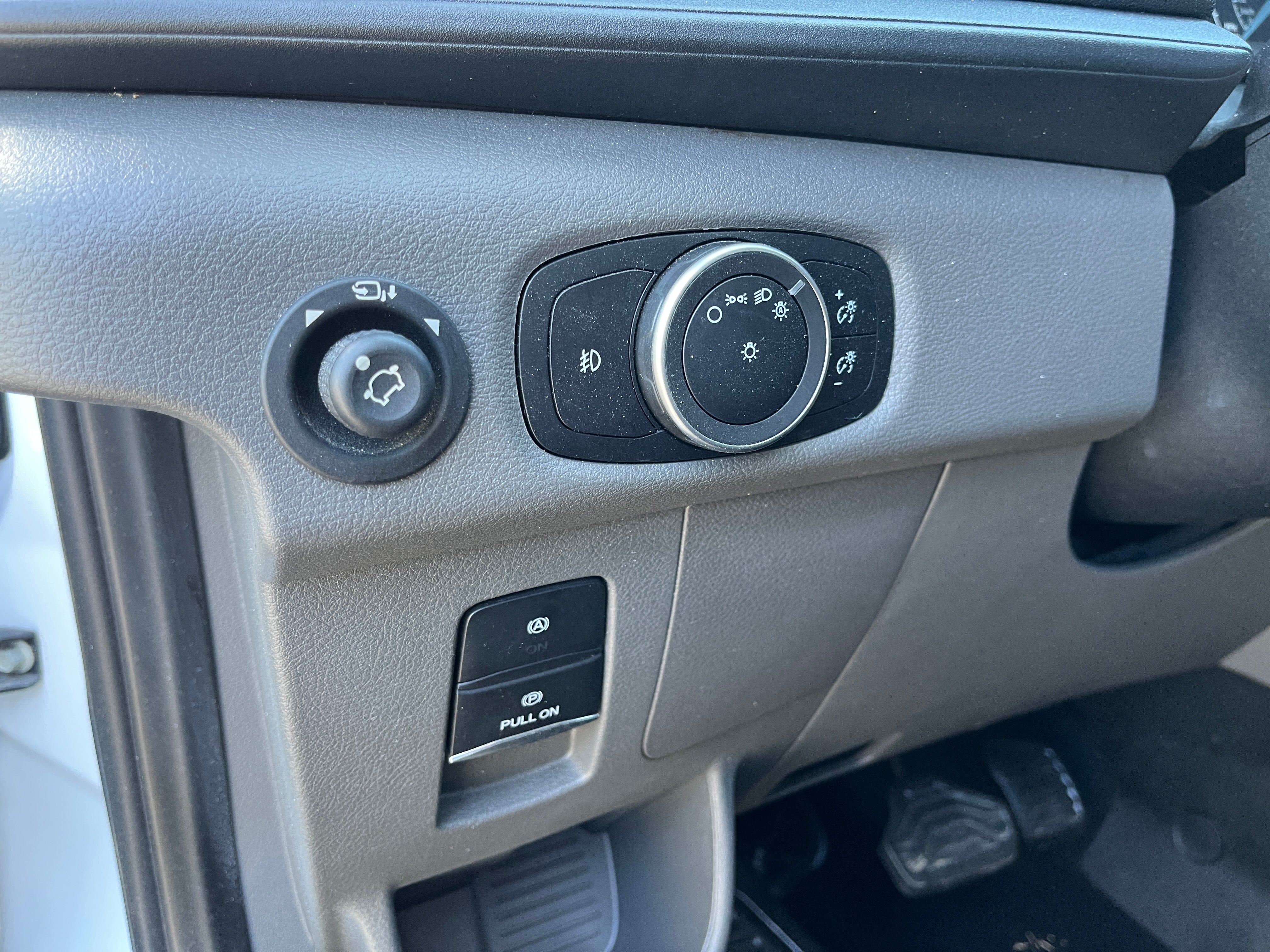 2023 Ford Transit Passenger Wagon XL