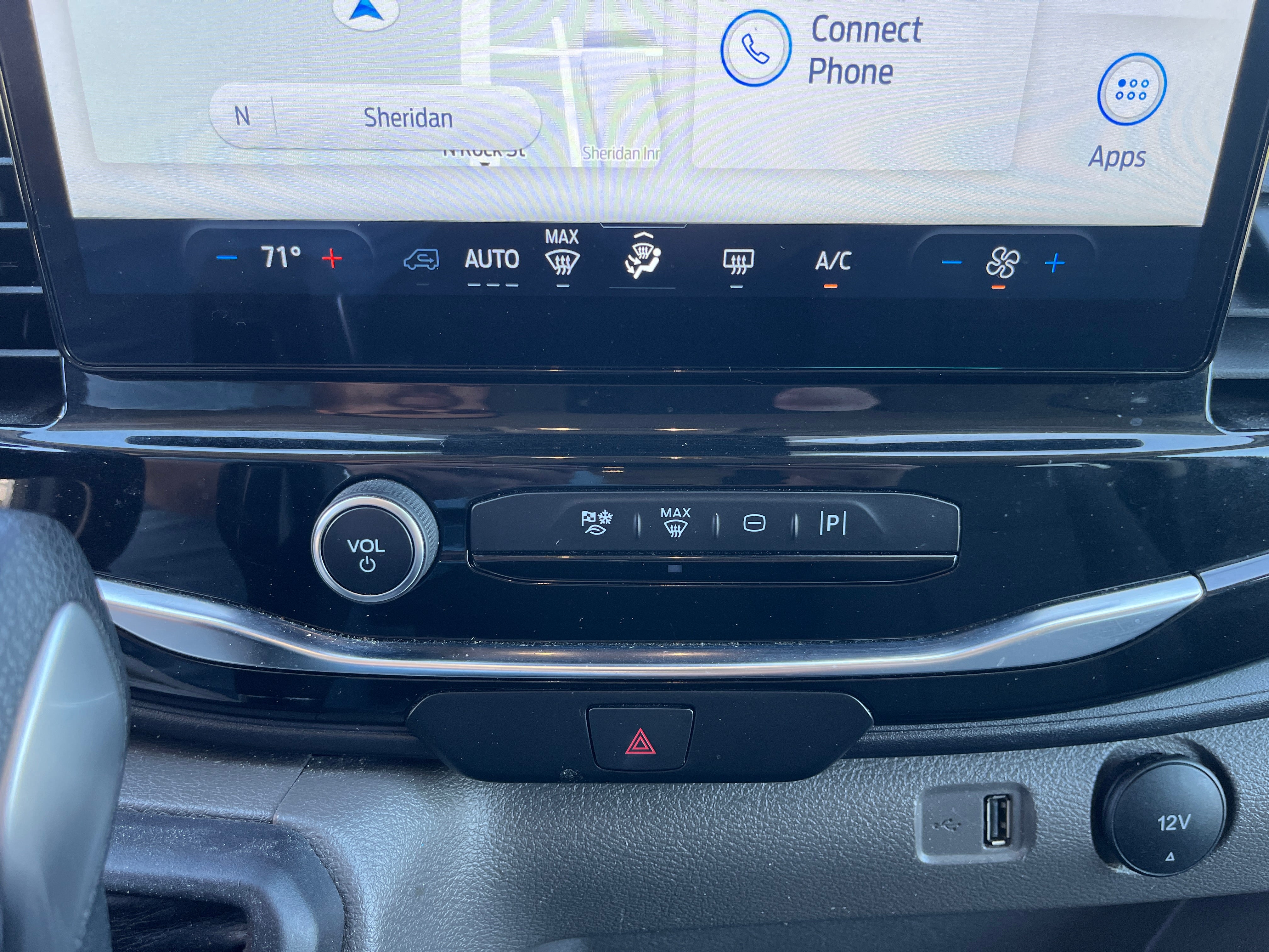 2023 Ford Transit Passenger Wagon XL