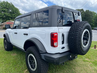 2023 Ford Bronco Base