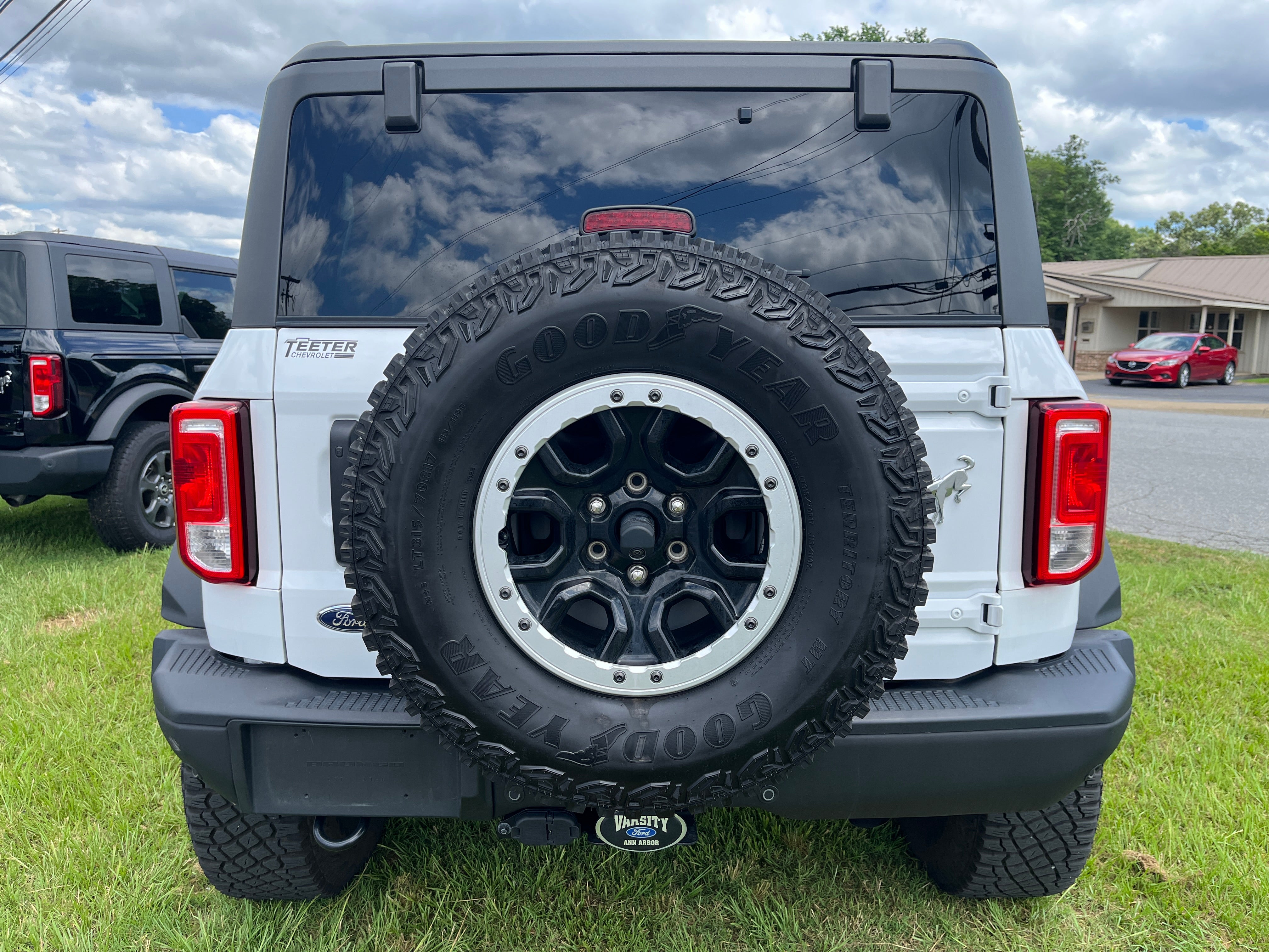2023 Ford Bronco Base
