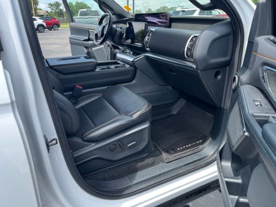 2025 Ford Expedition Tremor