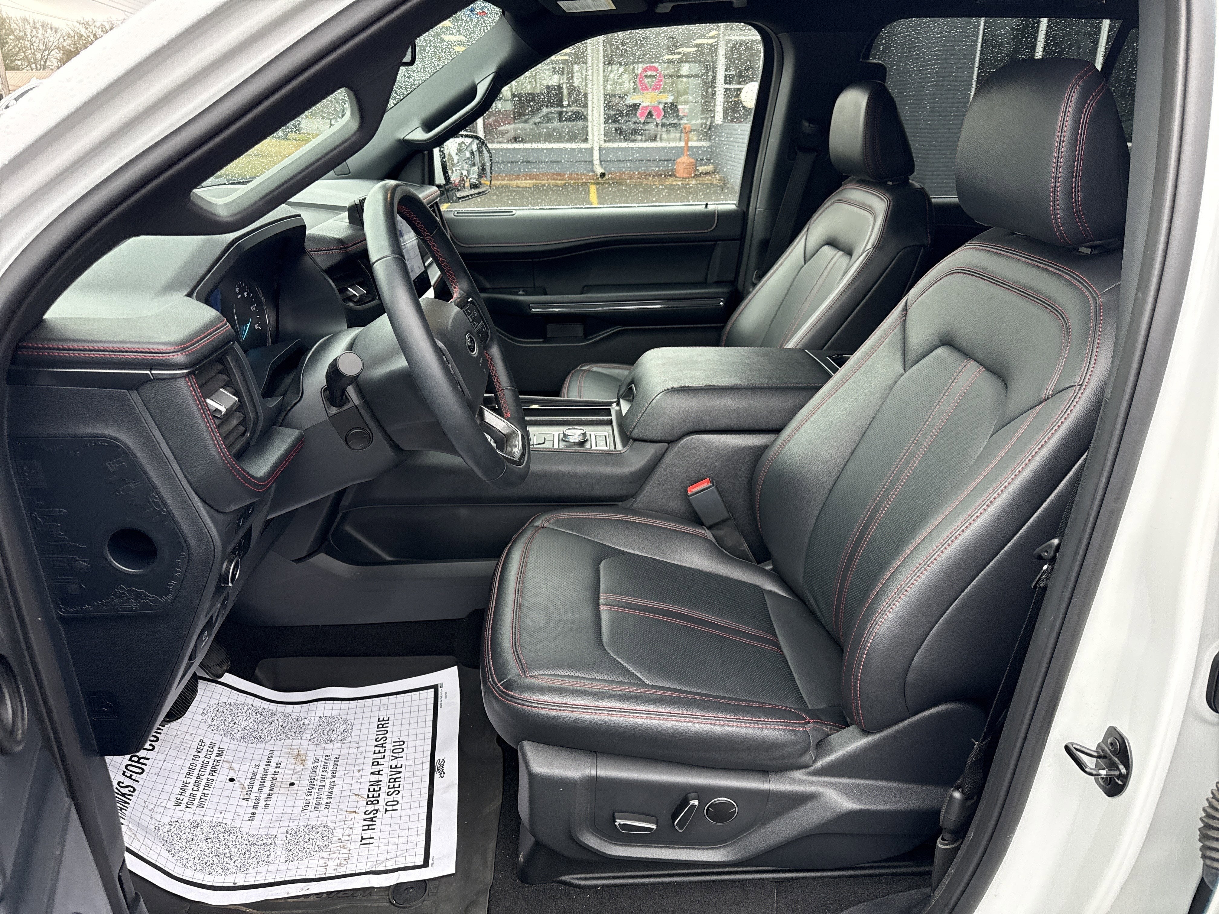 2024 Ford Expedition Base