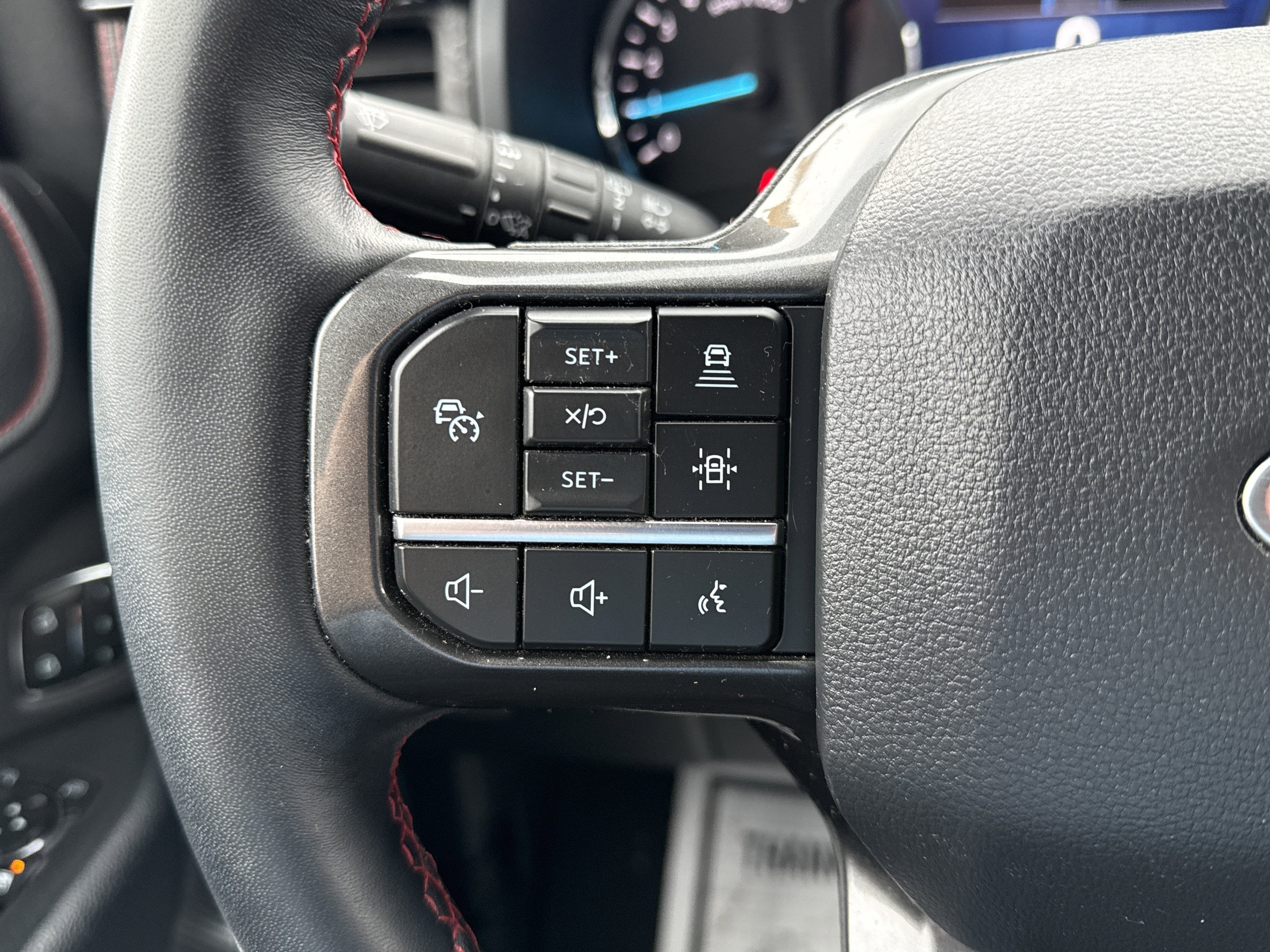 2024 Ford Expedition Base