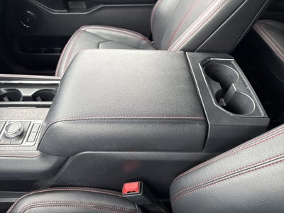 2024 Ford Expedition Base