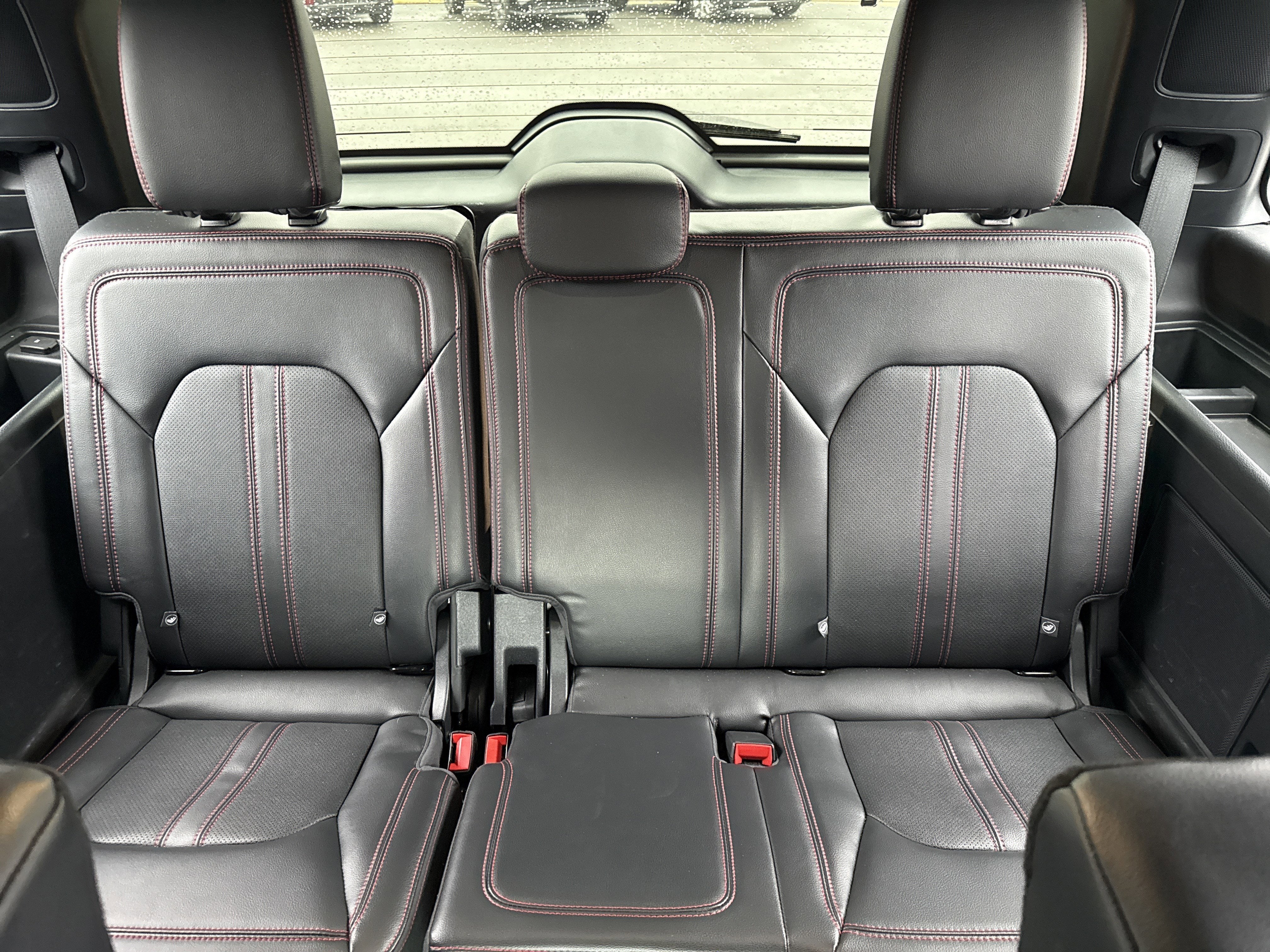 2024 Ford Expedition Base