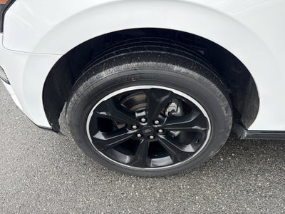 2024 Ford Expedition Base