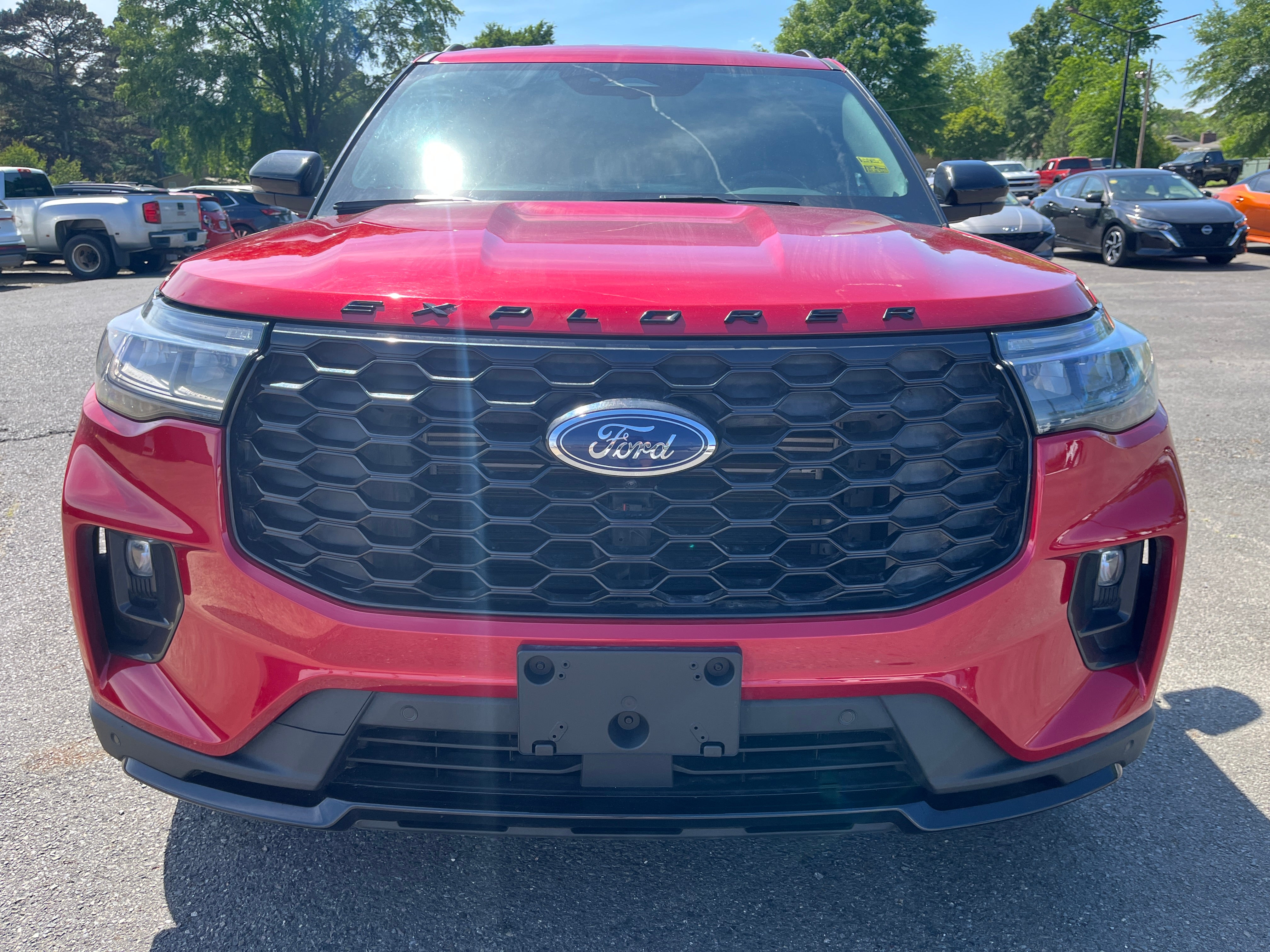 2025 Ford Explorer ST-Line