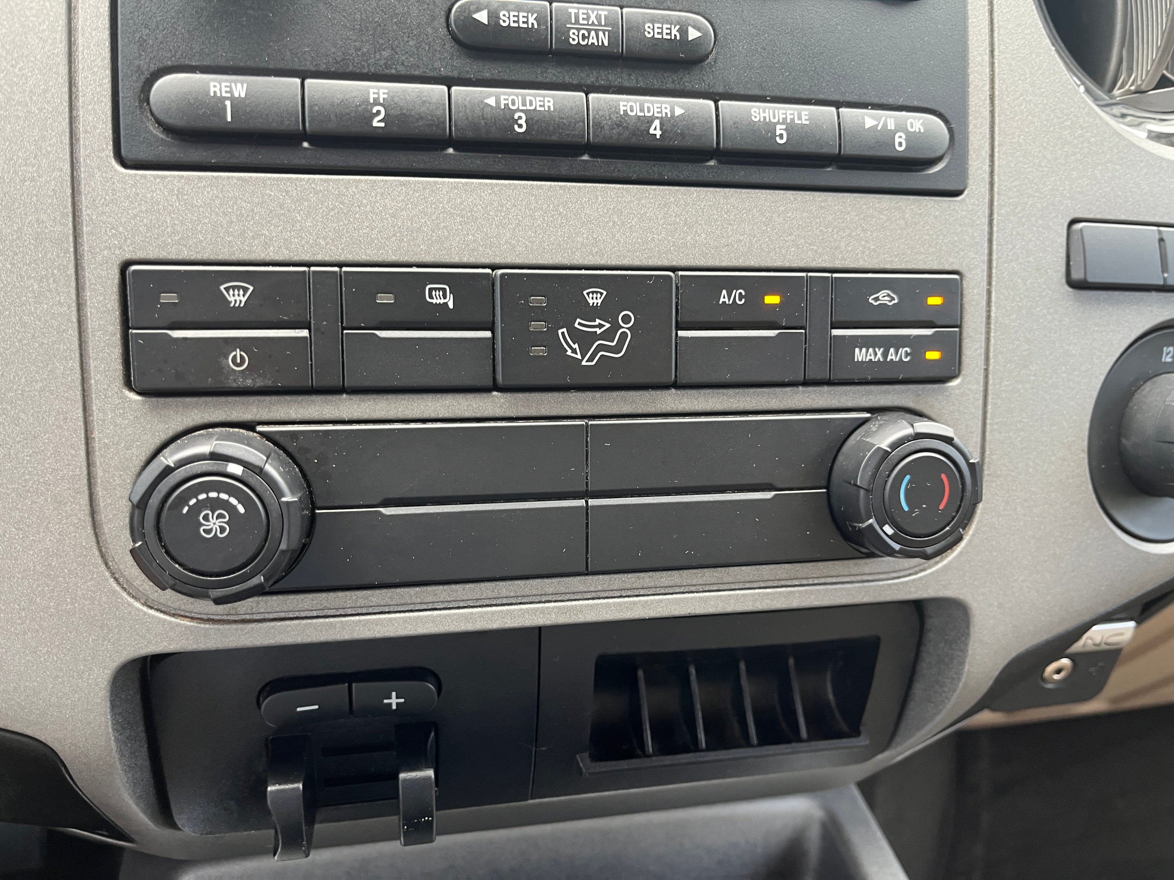 2016 Ford Super Duty F-250 SRW Lariat
