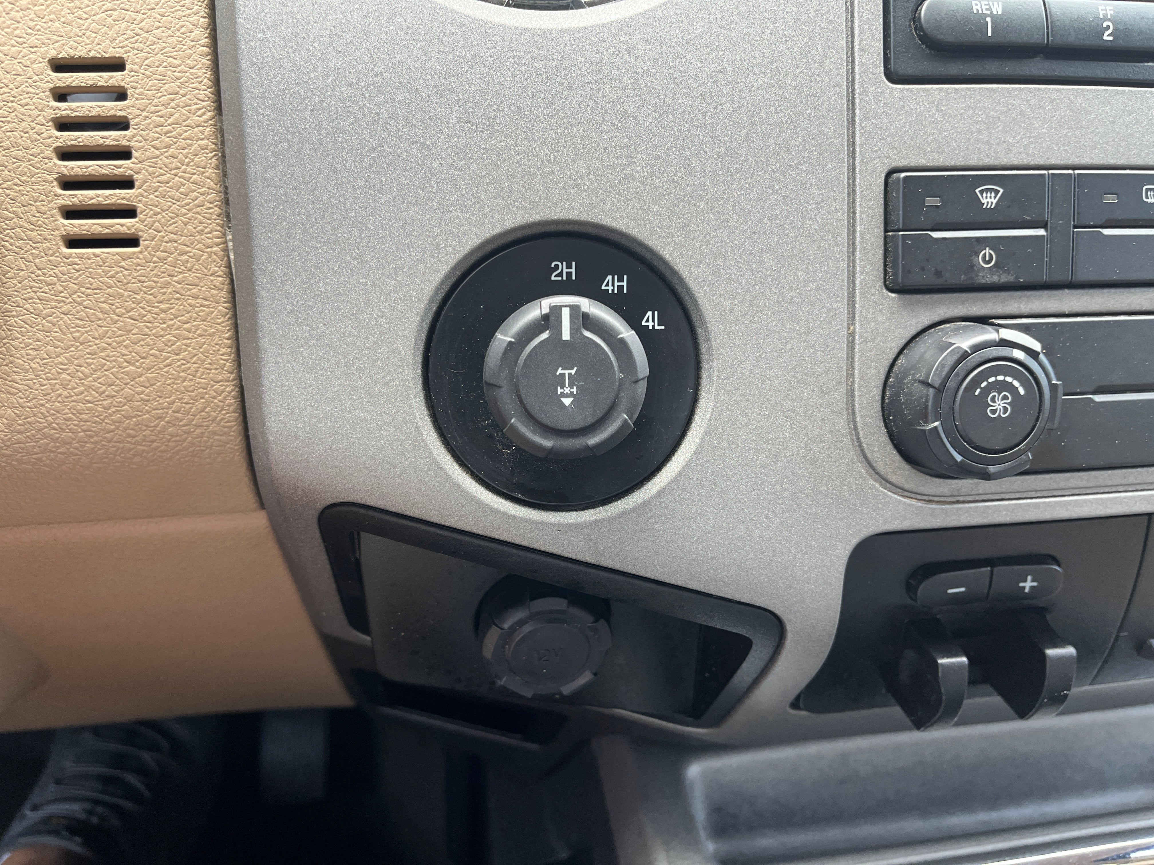 2016 Ford Super Duty F-250 SRW Lariat