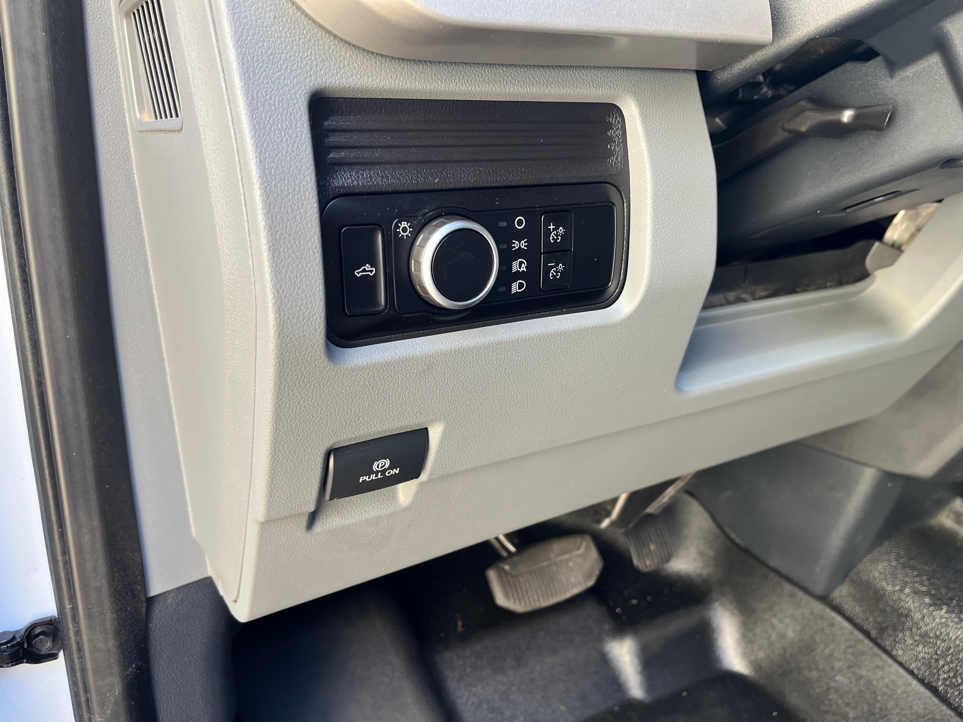 2025 Ford Super Duty F-250 SRW XL