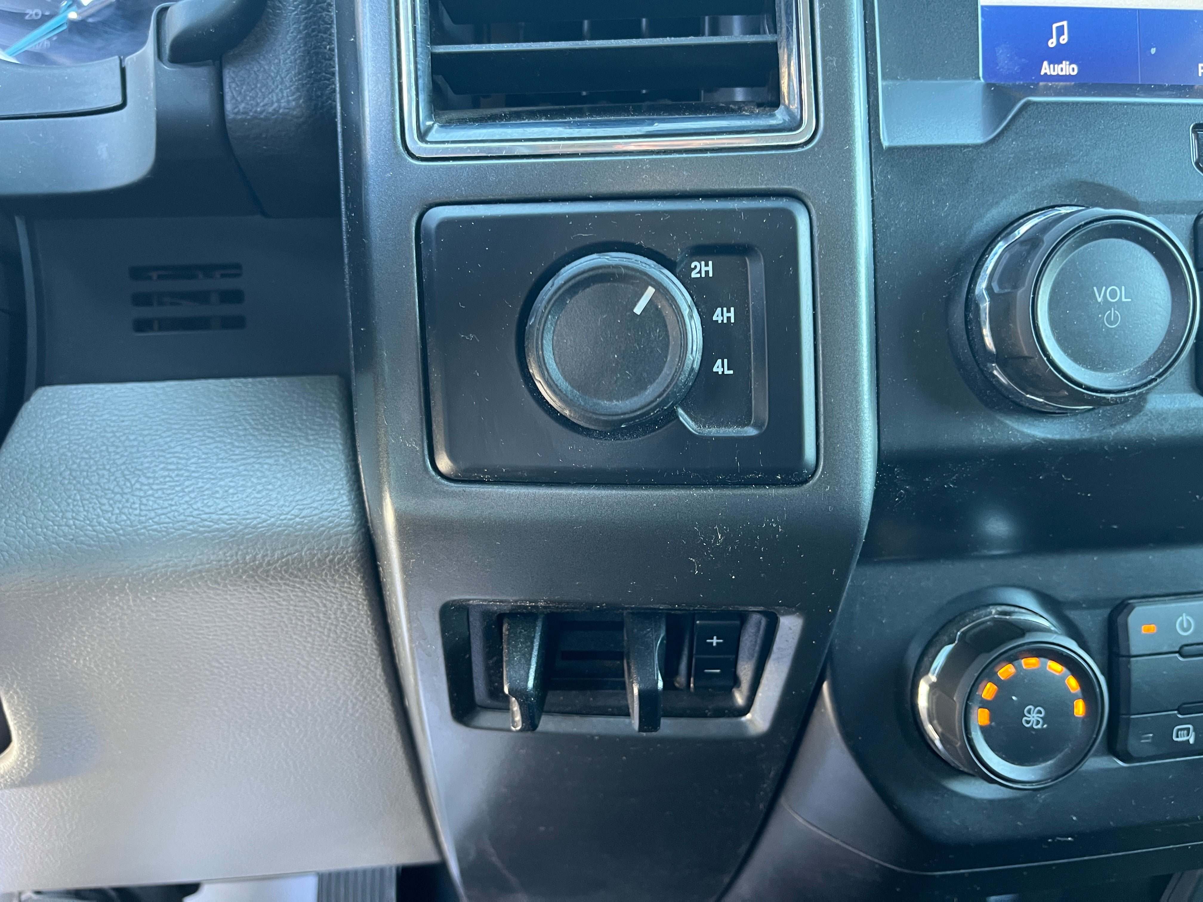 2022 Ford Super Duty F-350 DRW XL