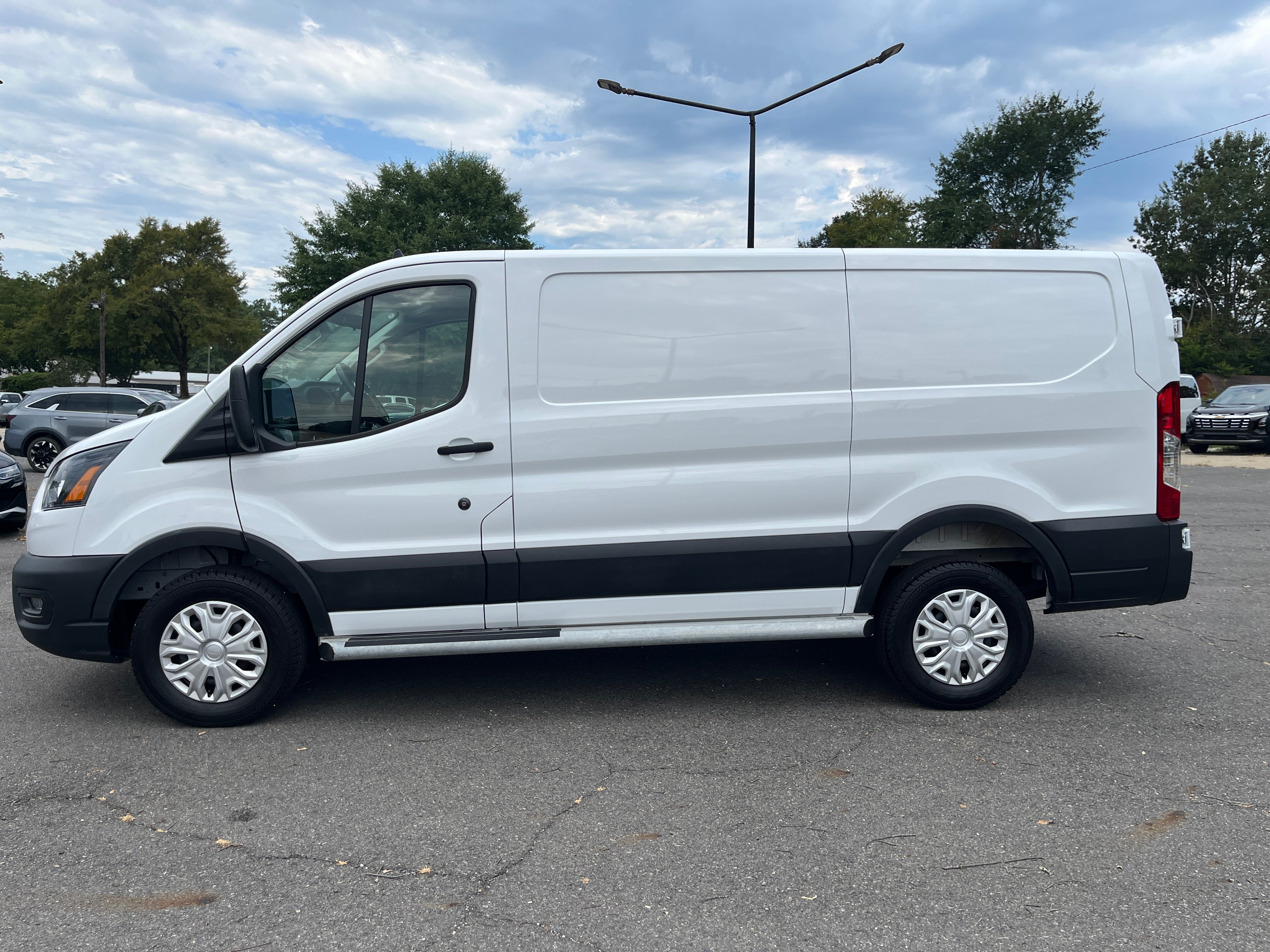 2025 Ford Transit Cargo Van Base