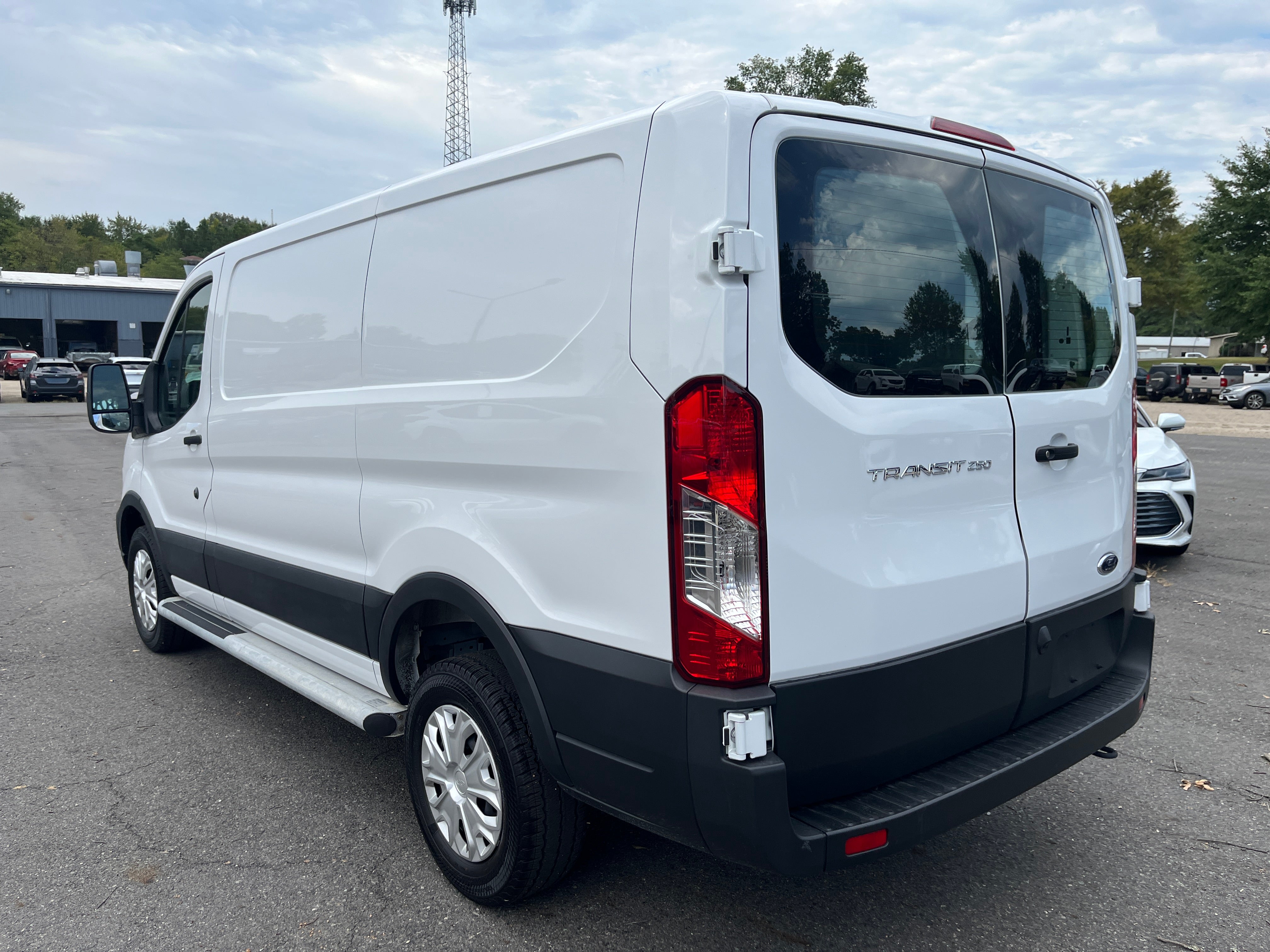 2025 Ford Transit Cargo Van Base