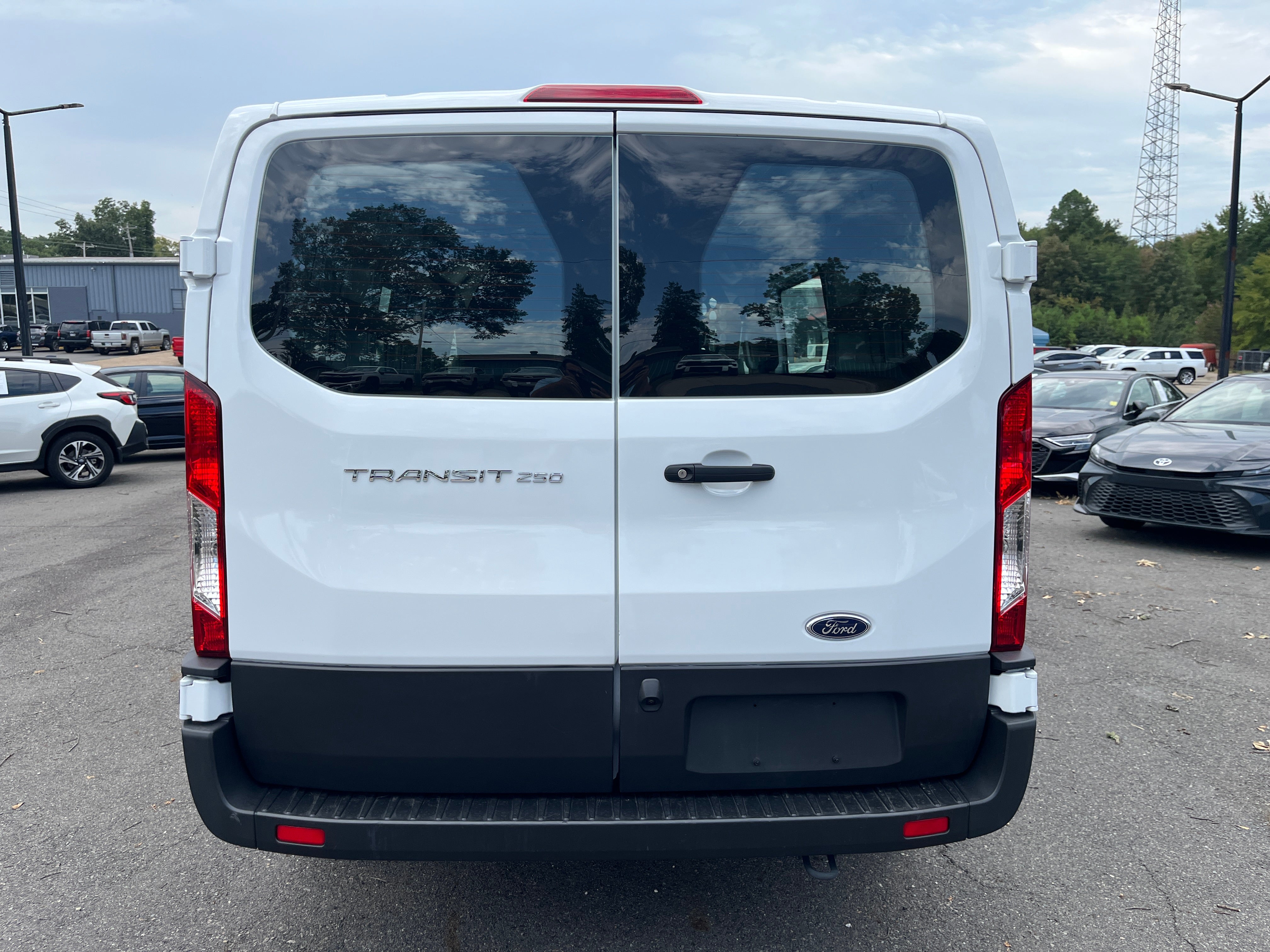 2025 Ford Transit Cargo Van Base