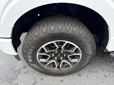 2023 Ford F-150 Base