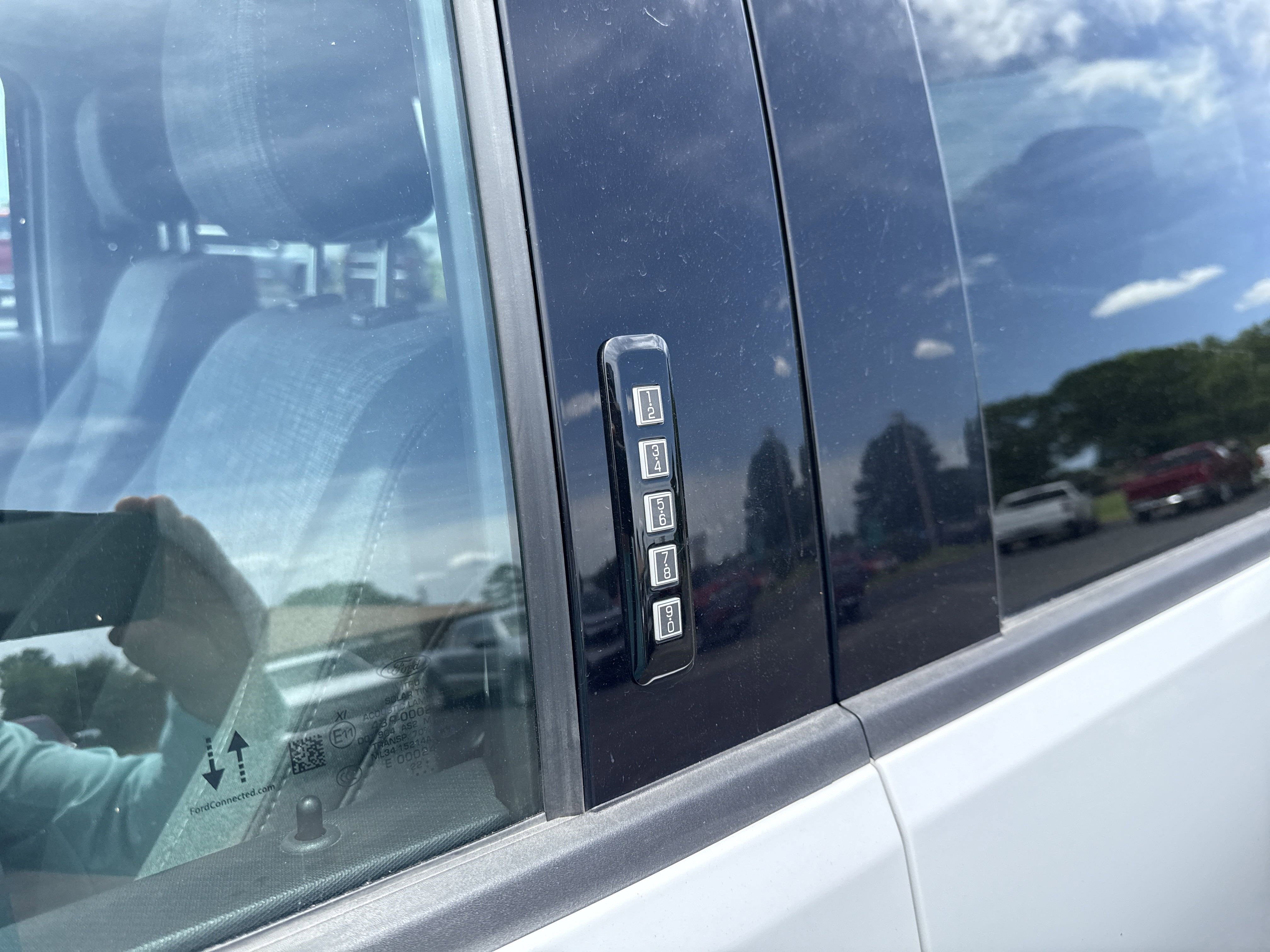 2023 Ford F-150 Base